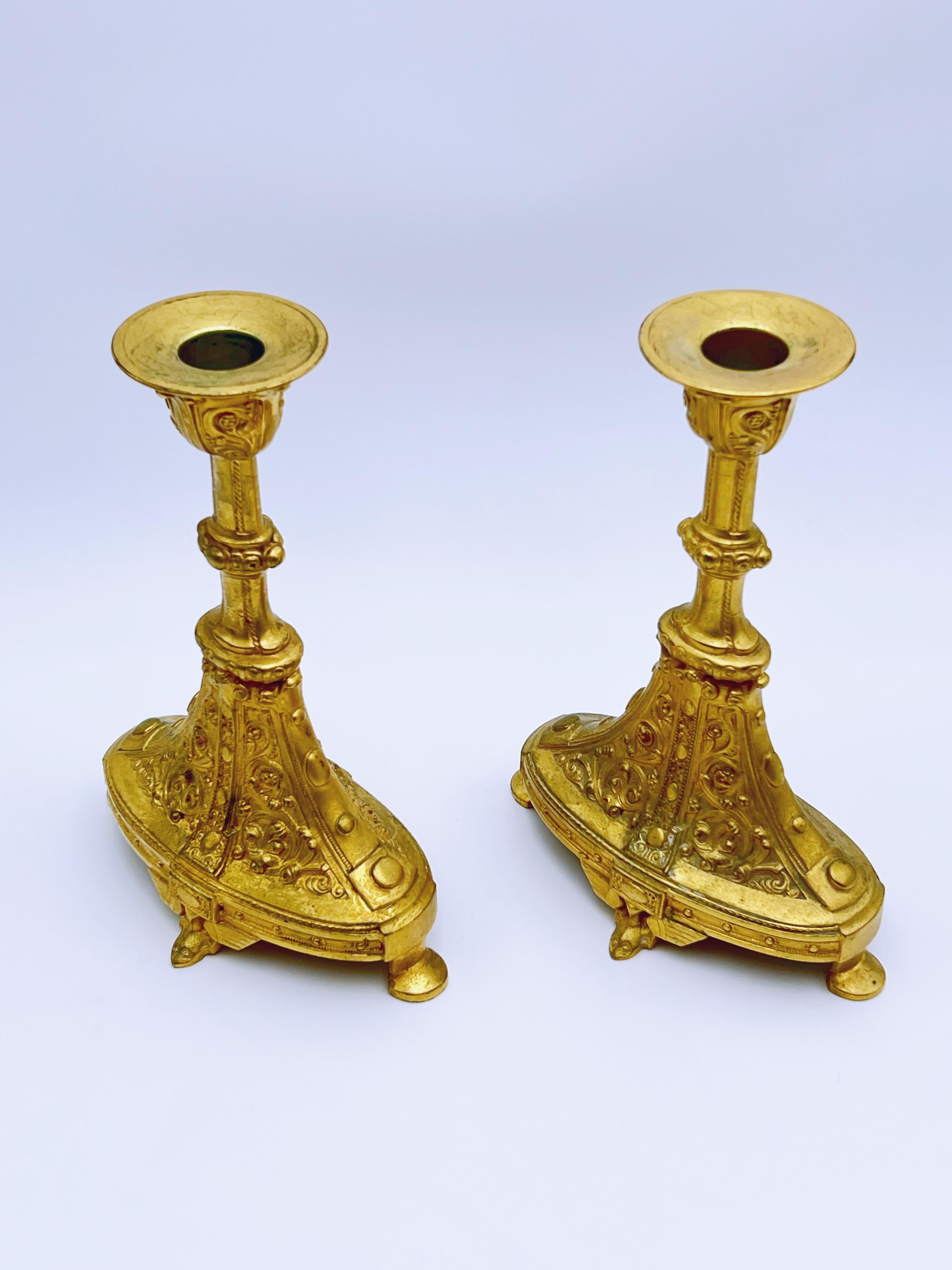 Exquisite Pair of Neo-Gothic Gold-Plated Brass Candlesticks, c. 1850-1890 For Sale 2