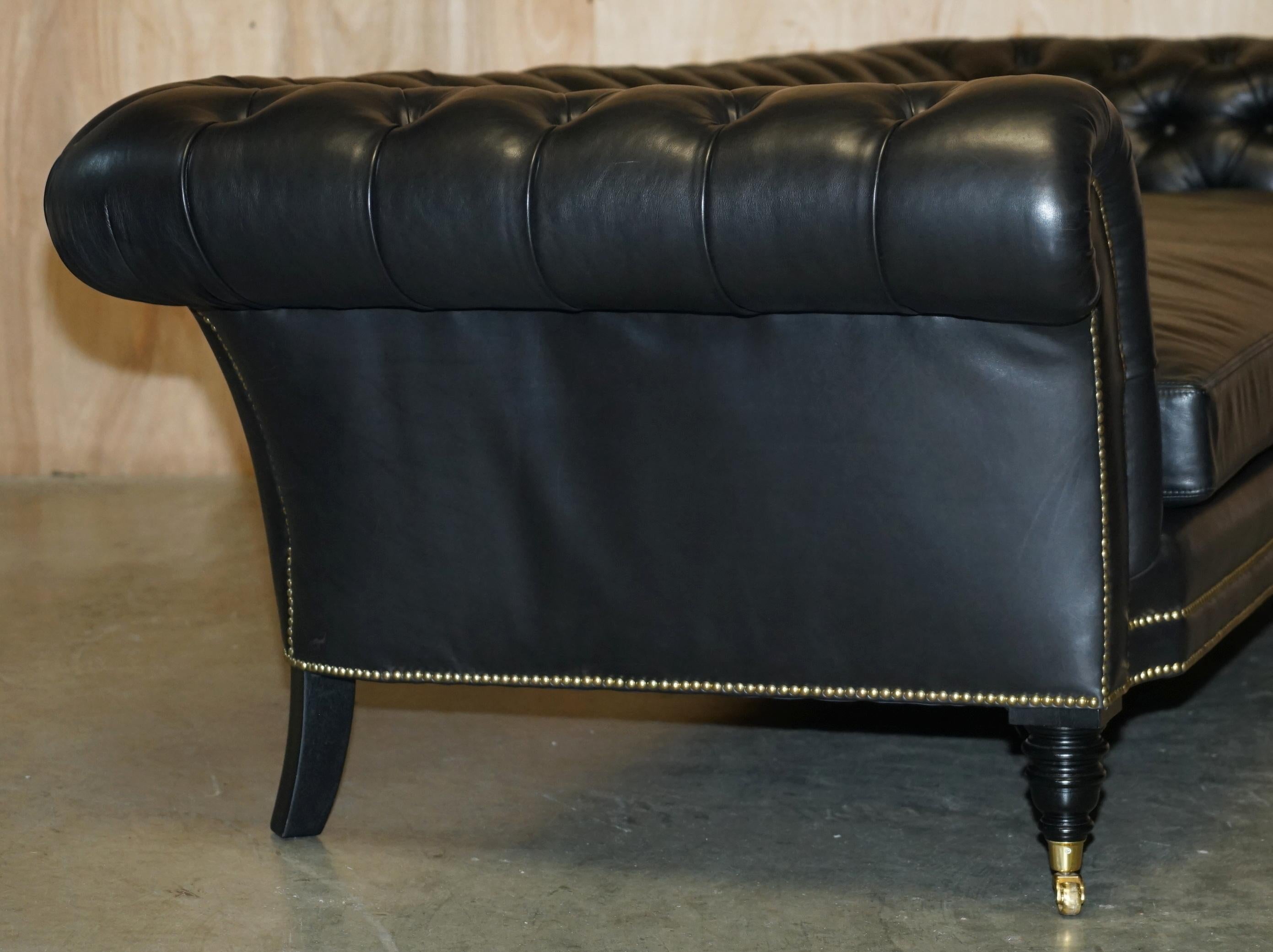 EXQUISITE PAIR OF RALPH LAUREN BROOK STREET BLACK LEATHER CHESTERFIELD SOFAs For Sale 1
