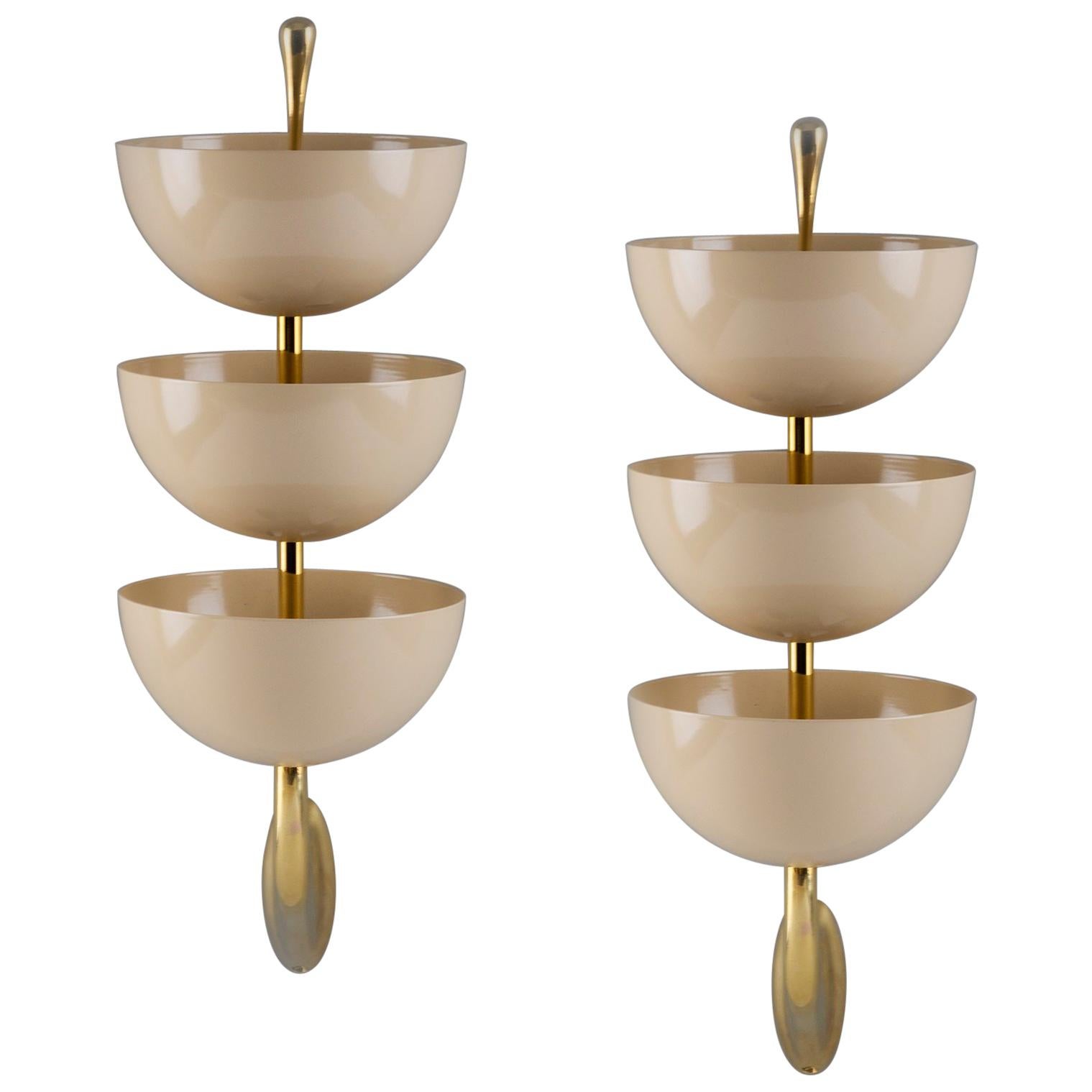 Exquisite Pair of Tiered White Enamel and Brass Sconces by Stilnovo, Italy 1950s 2