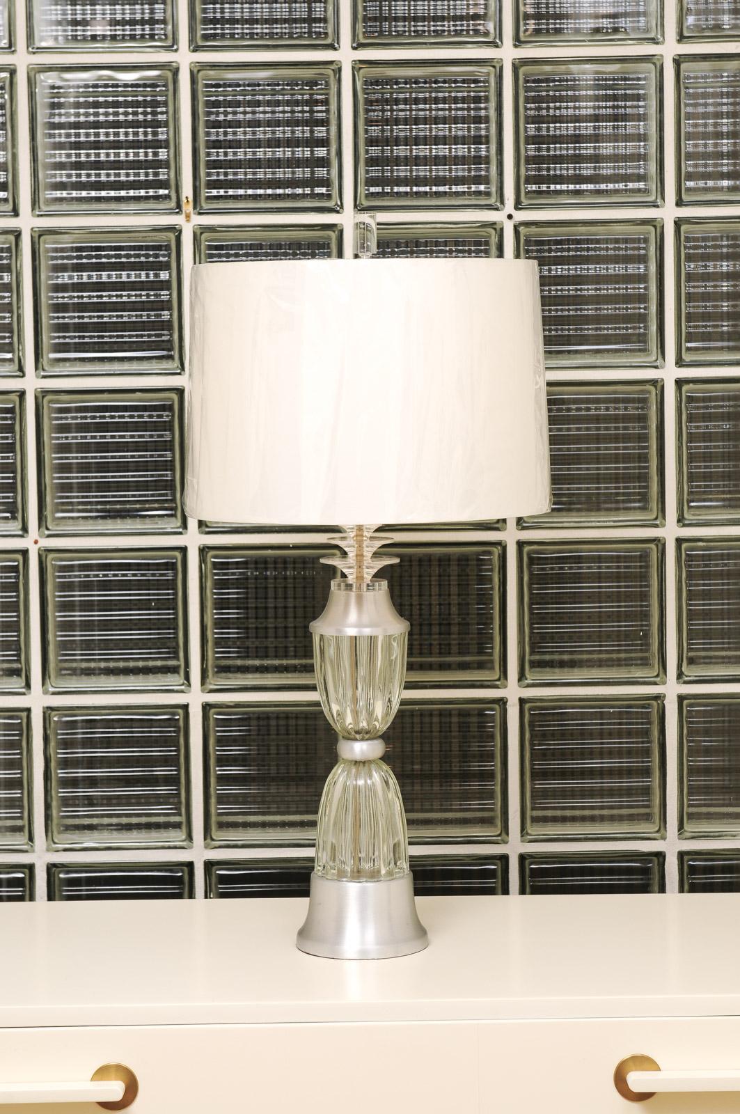 Art déco Exquisite Pair of Vintage Aluminum and Crystal Art Deco Lamps by Russel Wright en vente