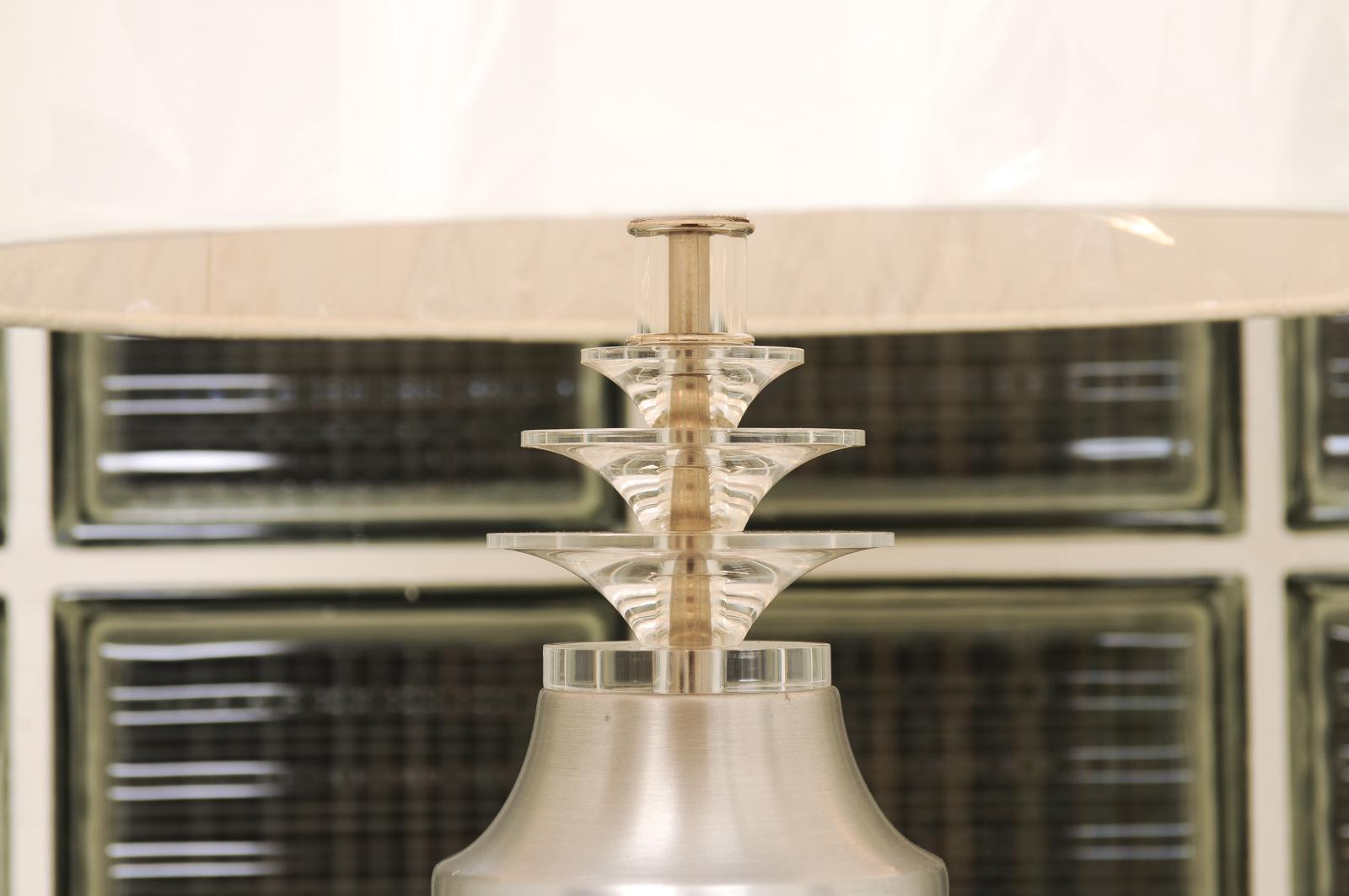 Exquisite Pair of Vintage Aluminum and Crystal Art Deco Lamps by Russel Wright Excellent état - En vente à Atlanta, GA