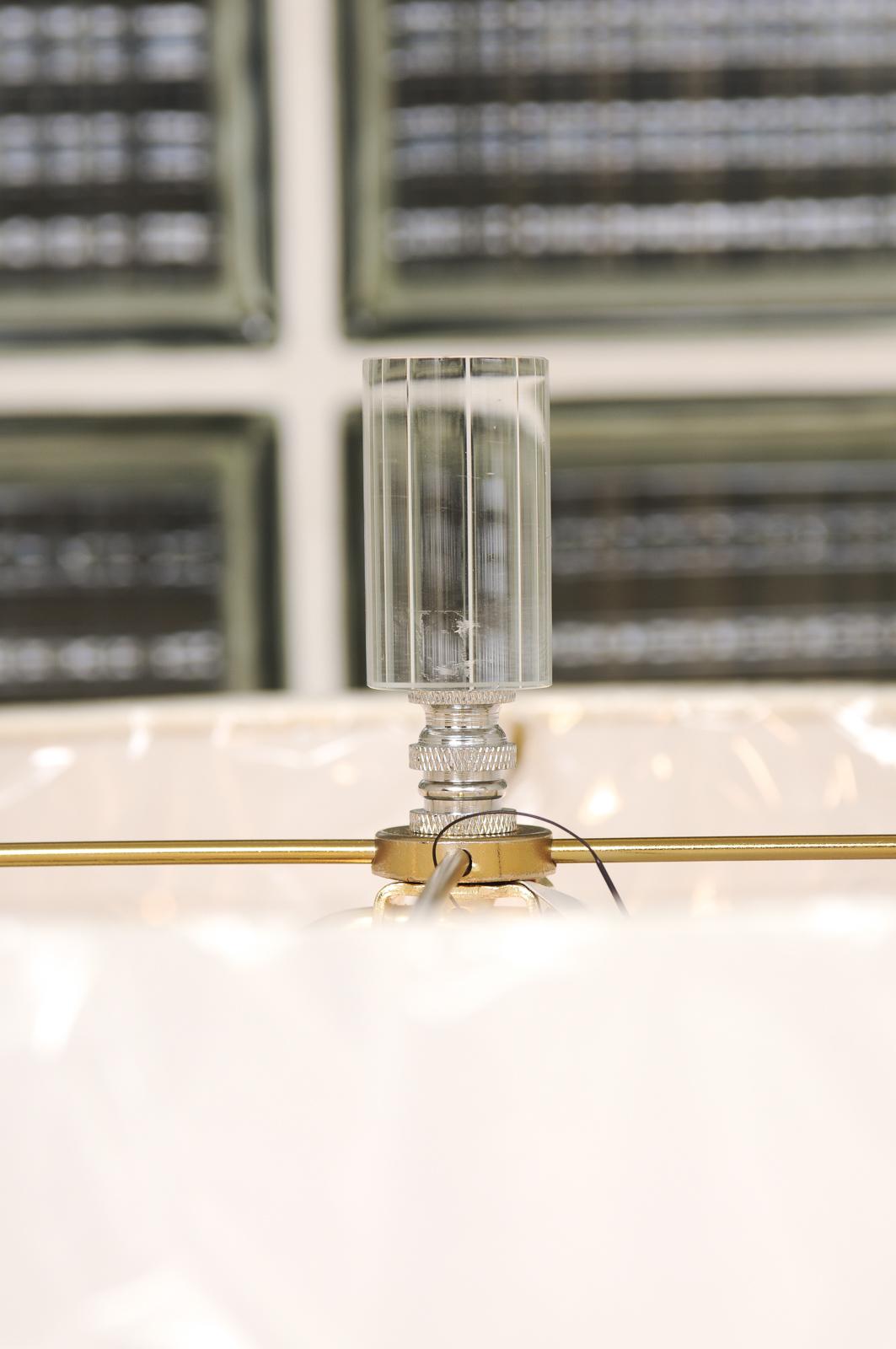 Milieu du XXe siècle Exquisite Pair of Vintage Aluminum and Crystal Art Deco Lamps by Russel Wright en vente