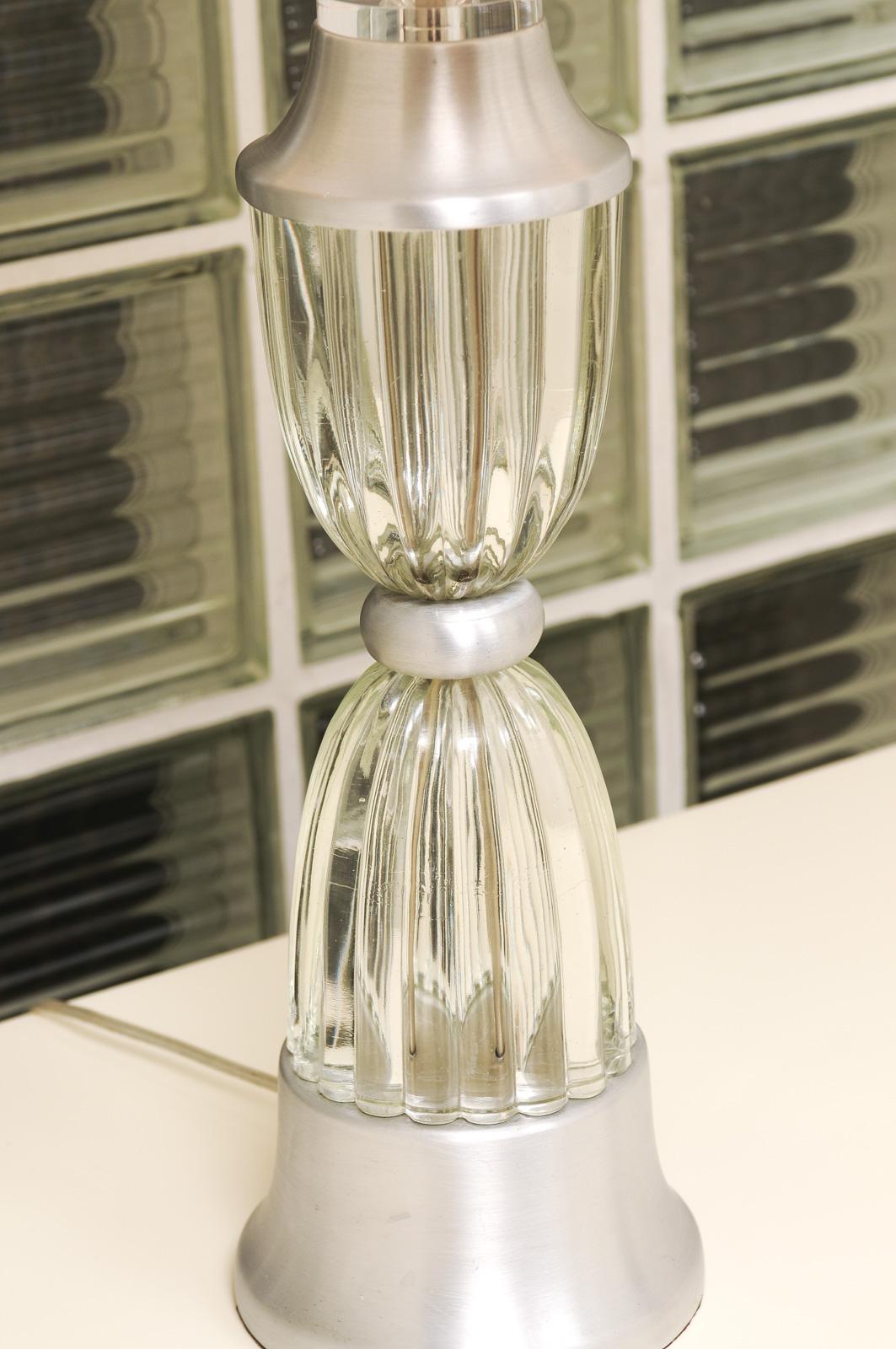 Exquisite Pair of Vintage Aluminum and Crystal Art Deco Lamps by Russel Wright en vente 1