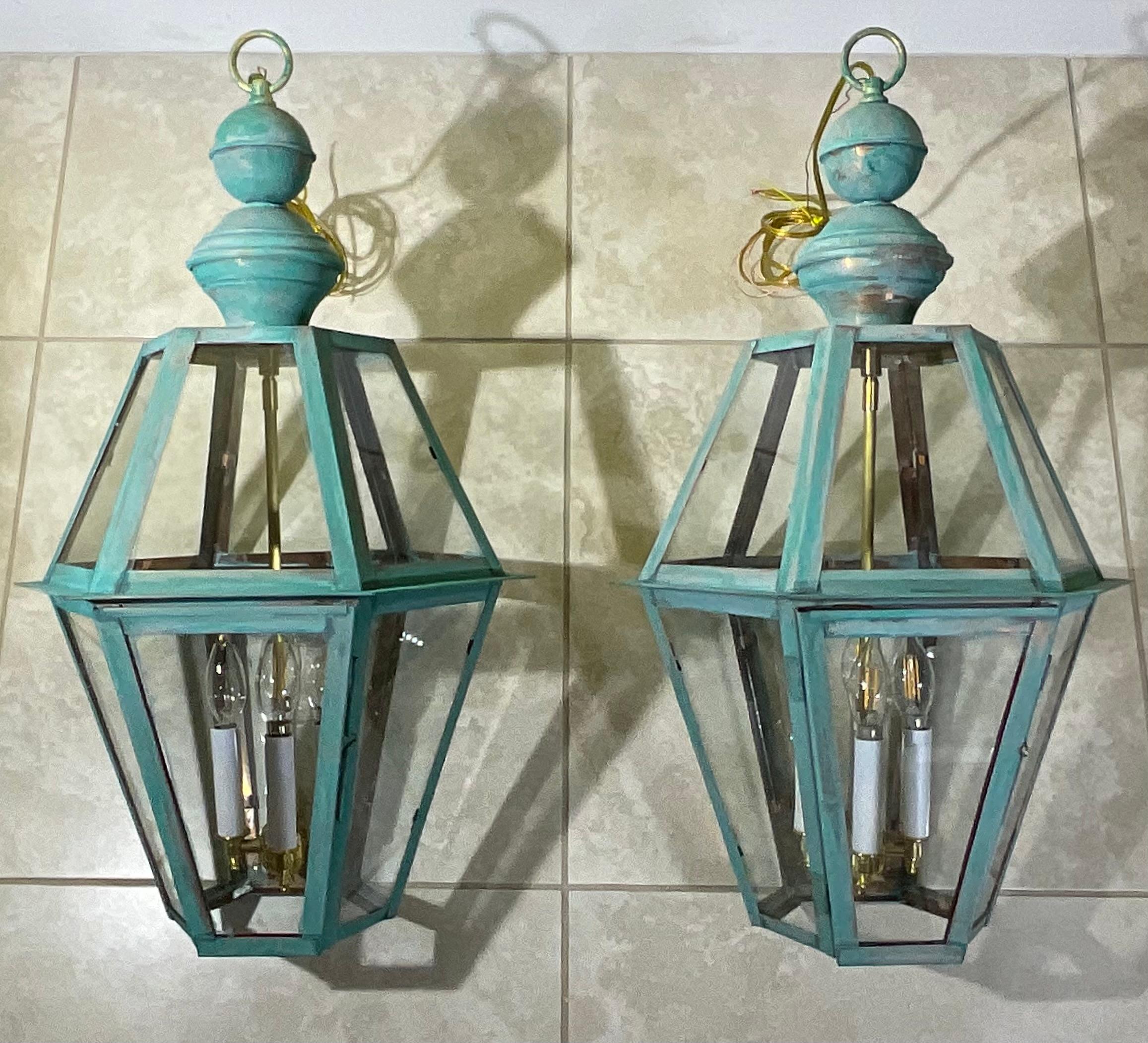 Exquisite Paar Vintage massivem Kupfer & Messing Verdigris Laternen (21. Jahrhundert und zeitgenössisch) im Angebot