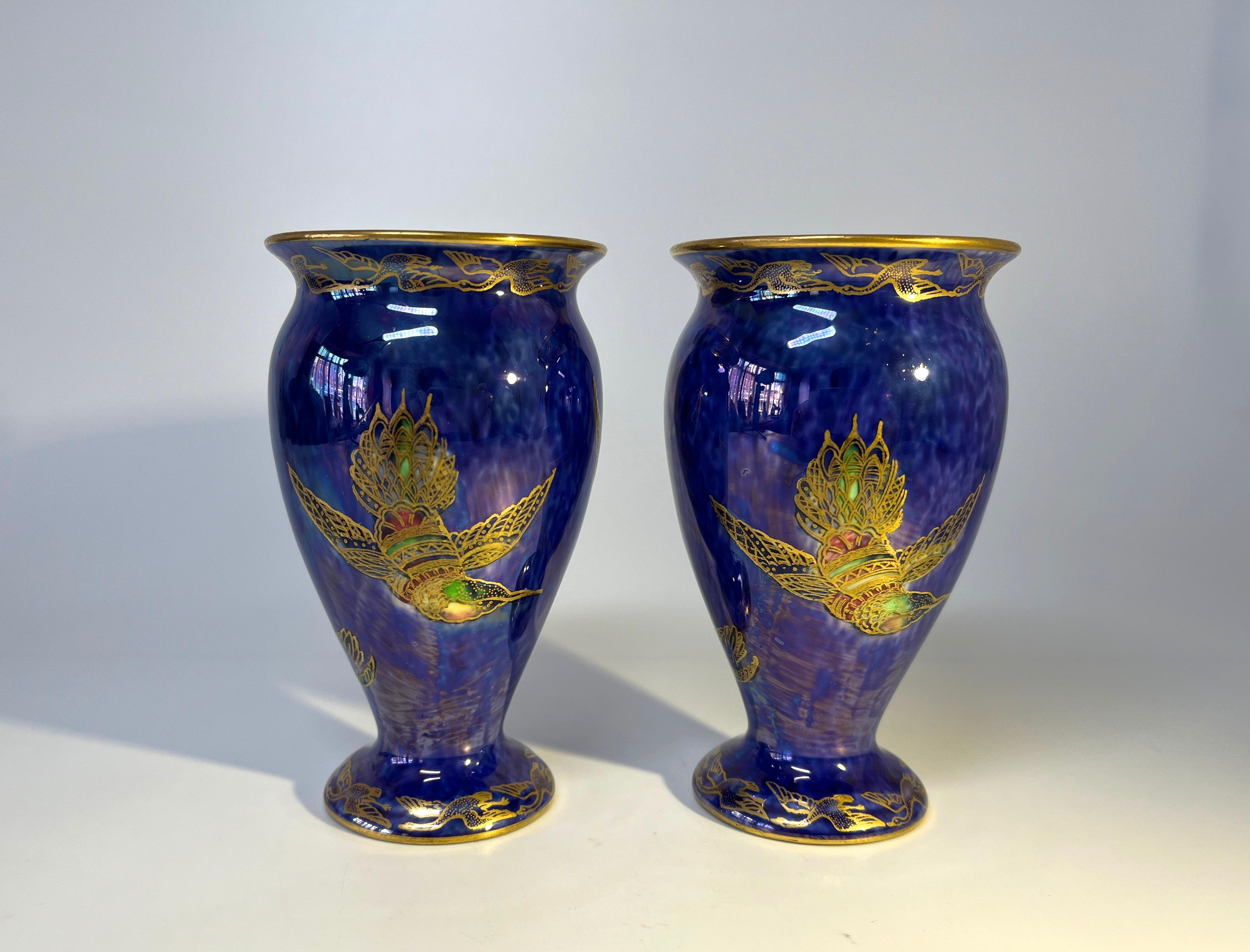 Art Deco Exquisite Pair Wedgwood Royal Blue Bird of Paradise Ordinary Lustre Vases Z5294 For Sale