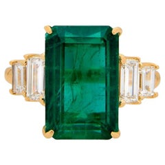 Exquisite Panjshir Emerald Ring