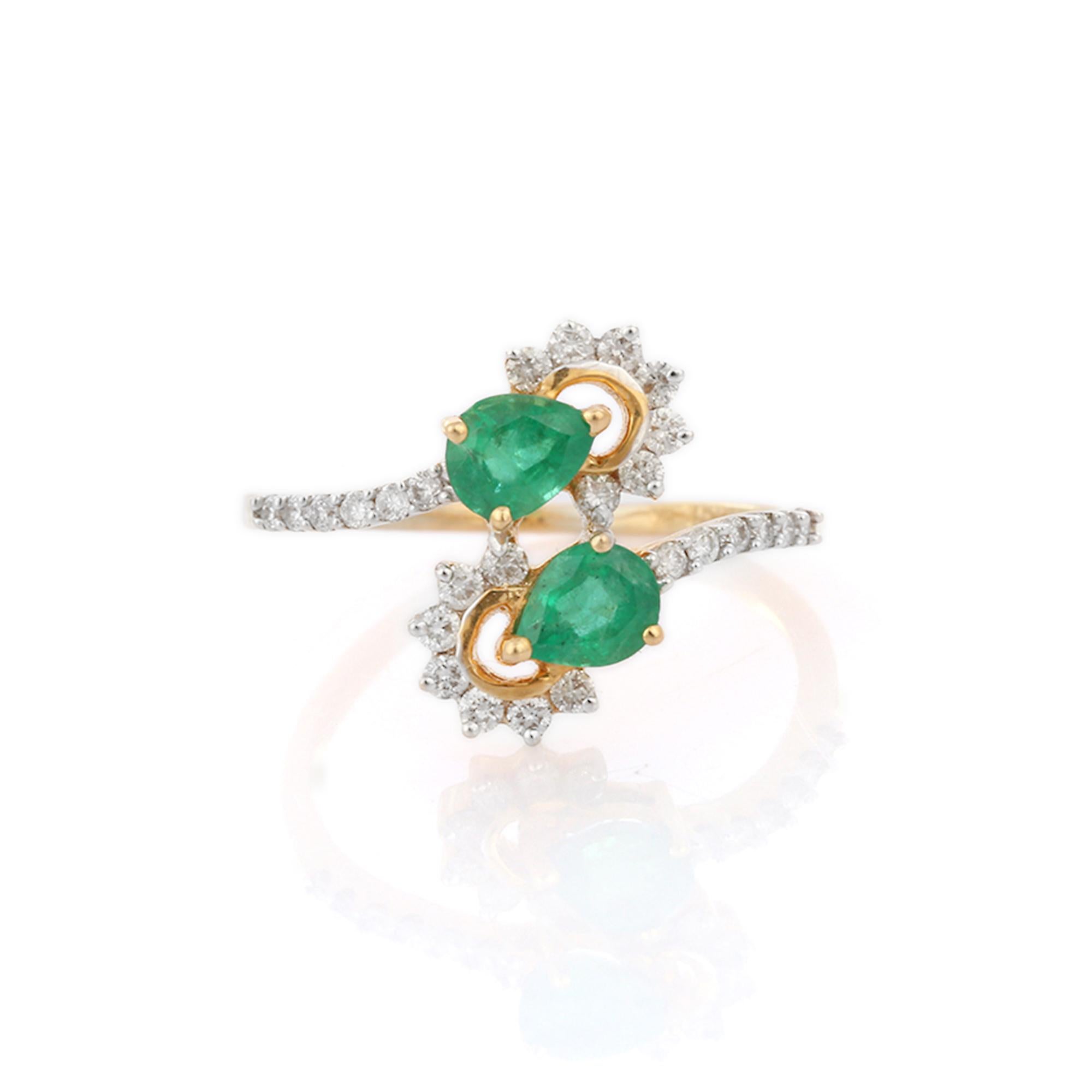 For Sale:  Exquisite Pear Cut Emerald and Diamond Open Ring in 18K Yellow Gold for Her 5