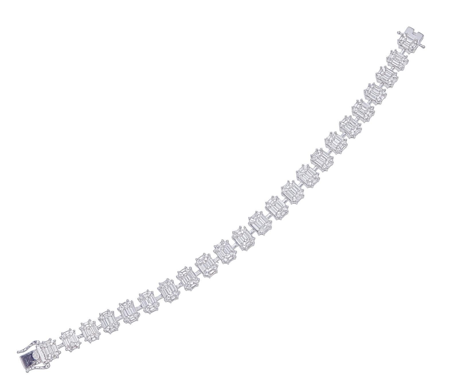 What is Piecut diamond ?
Pie cut diamonds are created by carefully matching and polishing fancy-cut diamonds to create the appearance of a bigger fancy-cut diamond.
Each Invisible set diamond motif is made with 9 special cut diamonds giving a single