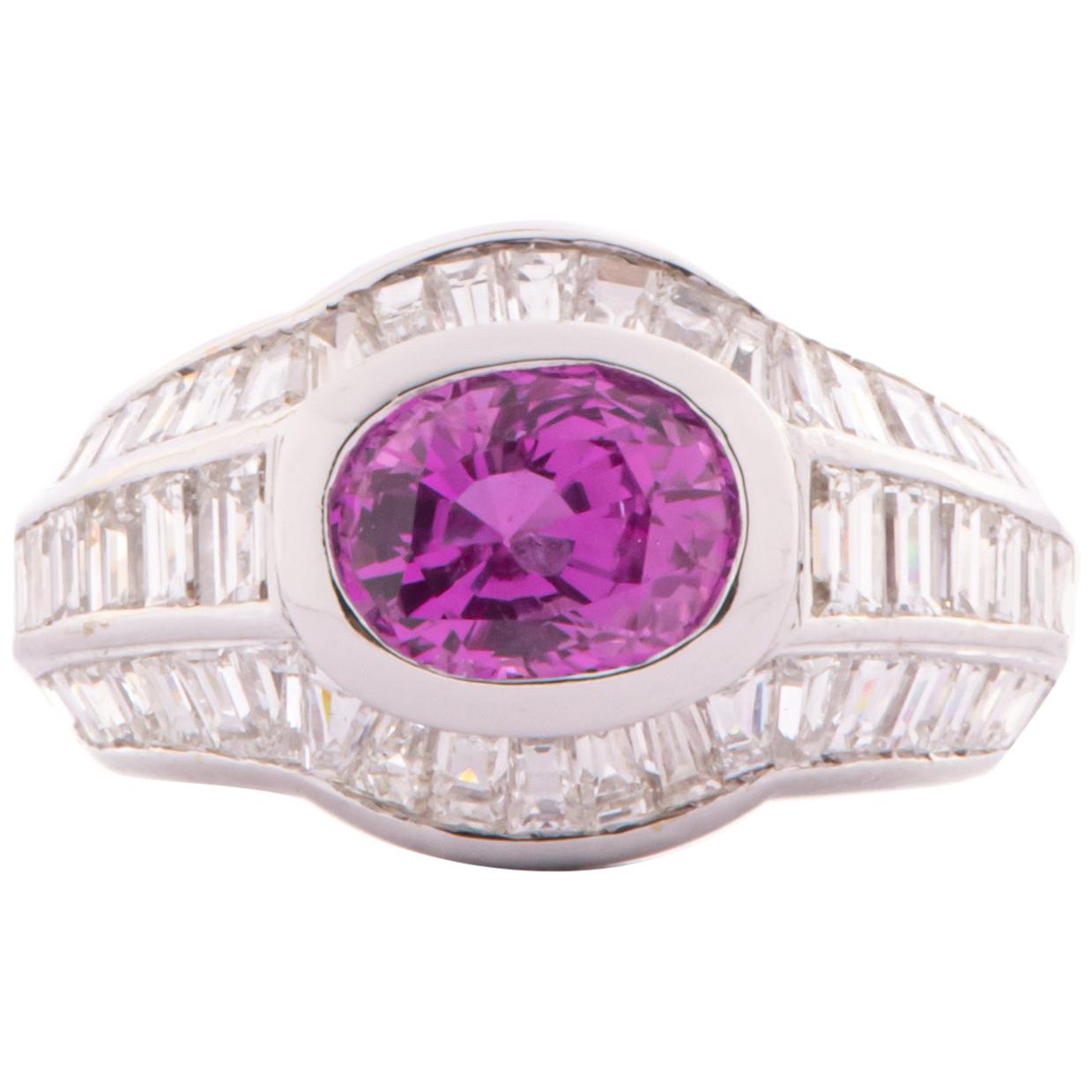 Exquisite Pink Sapphire, Baguettes Diamonds and 18kt White Gold Cocktail Ring