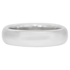 Exquisite Platinum Band Ring