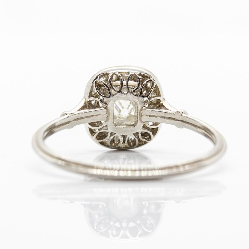 Art Deco Exquisite Platinum Diamonds Ring