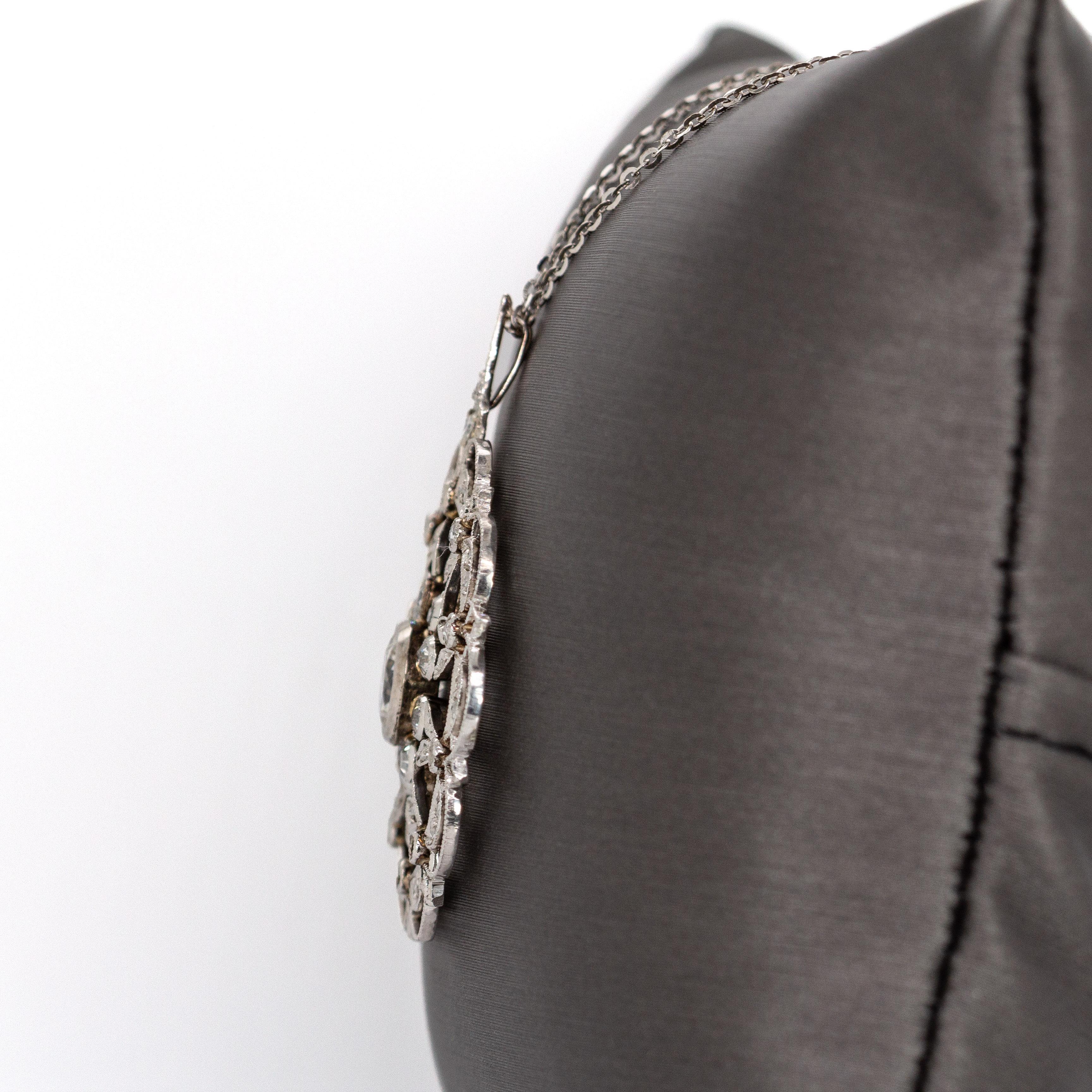 De las mujeres Exquisito Colgante Flor de Platino con Auténticos Diamantes Extraídos de la Tierra y Cadena en venta