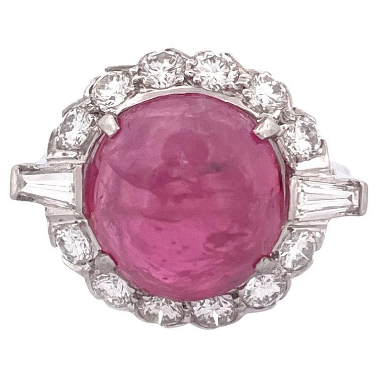 Exquisiter Ring mit Rubin und Diamant aus Platin im Angebot
