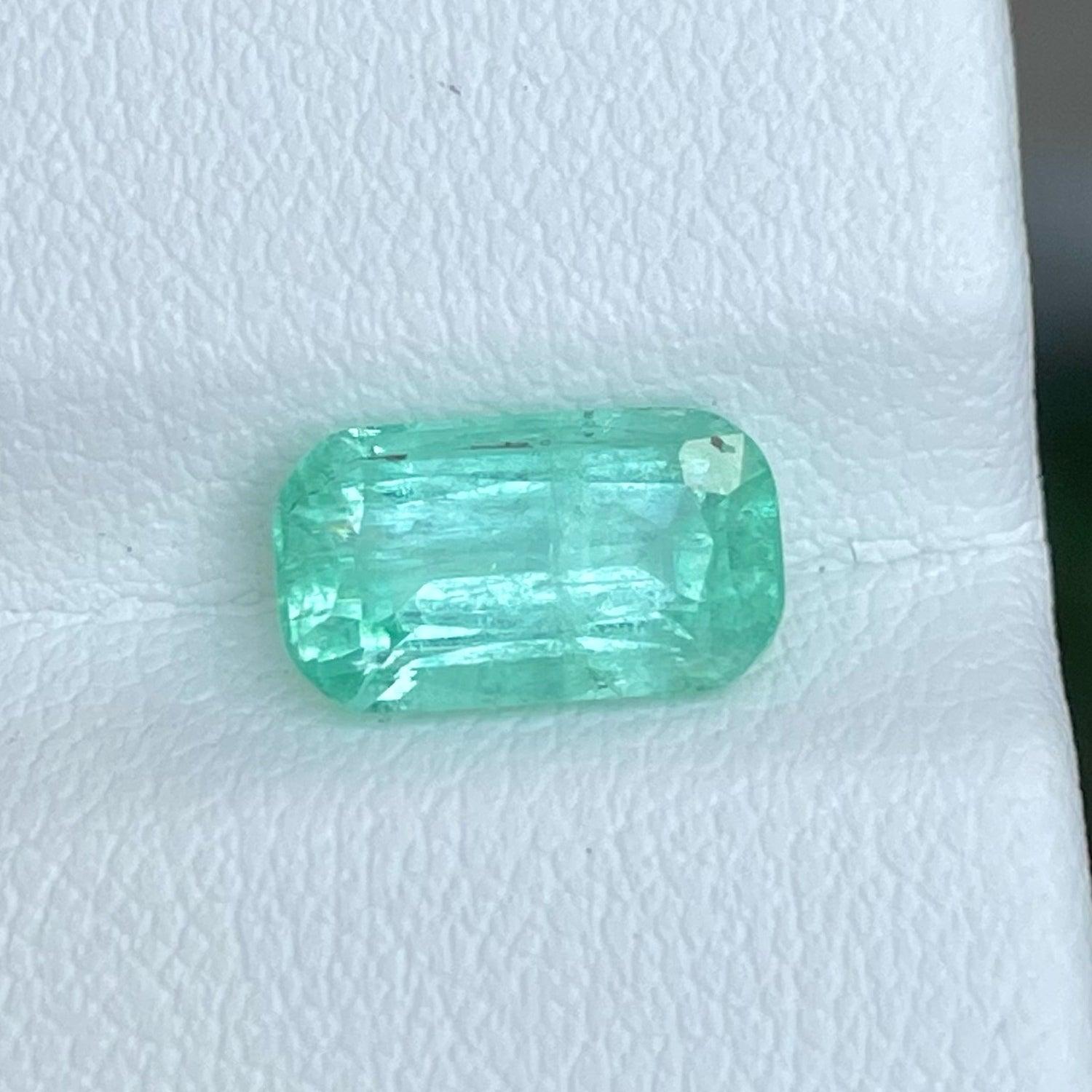 Cushion Cut Exquisite Punjshir Emerald Gemstone 2.35 Carats Emerald Gem Afghan Emerald For Sale