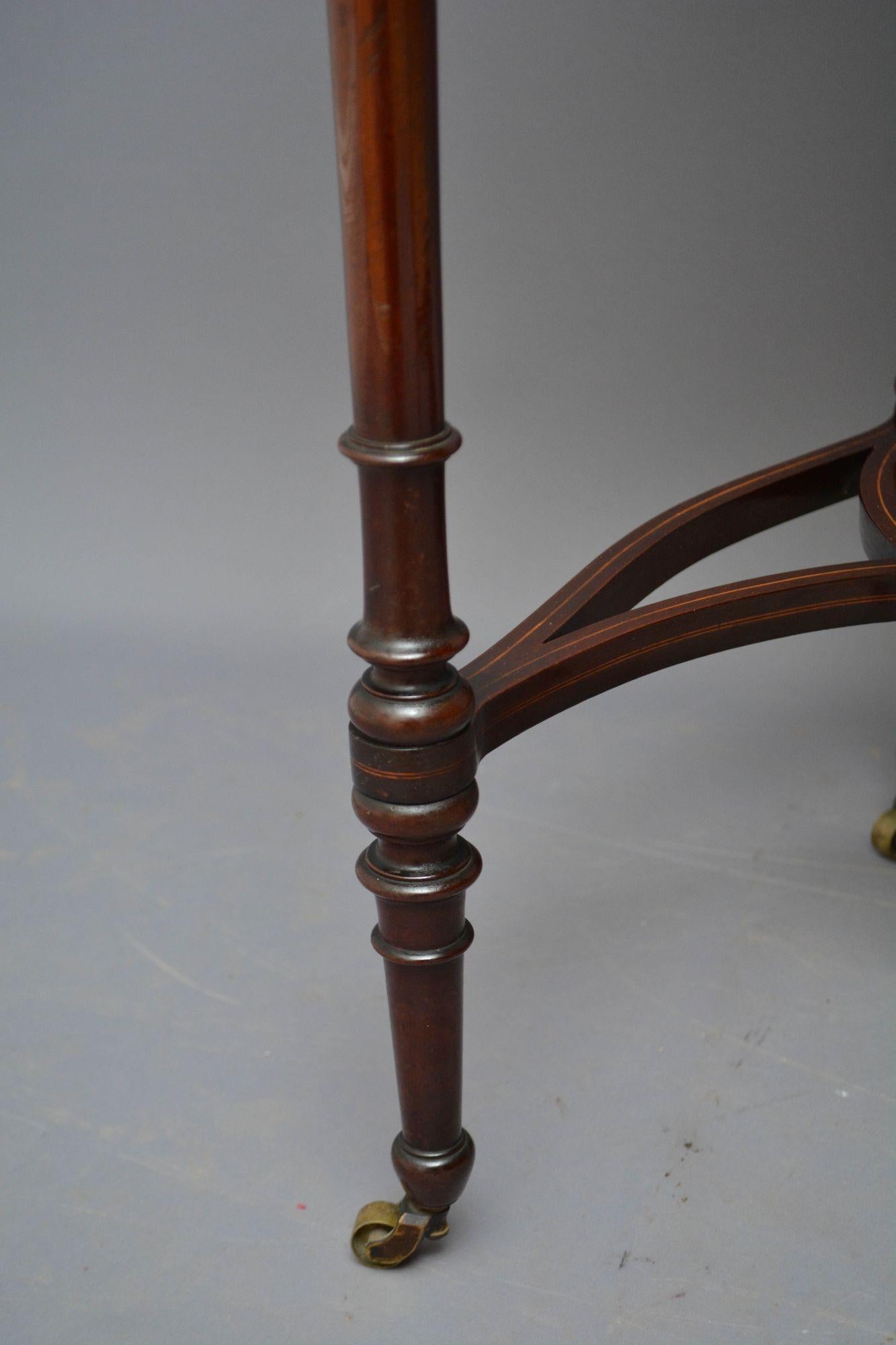Mesa auxiliar eduardiana de caoba de exquisita calidad en venta 9