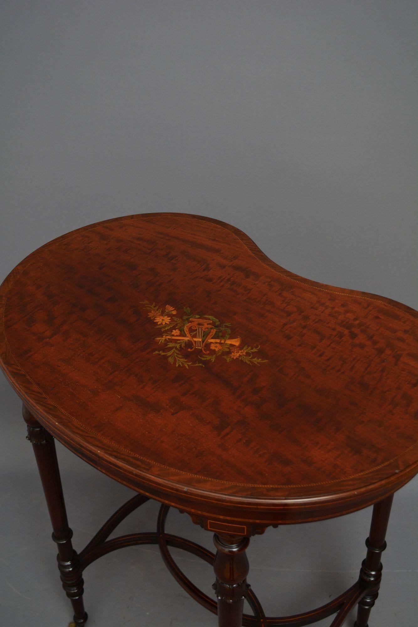 Mesa auxiliar eduardiana de caoba de exquisita calidad en venta 3