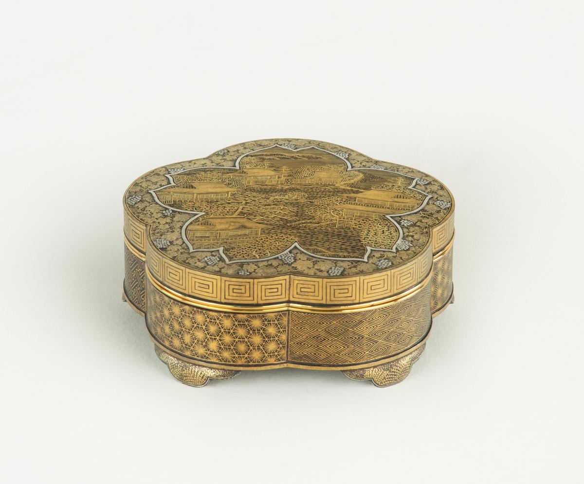 19th Century Exquisite Quality Japanese Iron Box – Okuno Company Kyoto For Sale