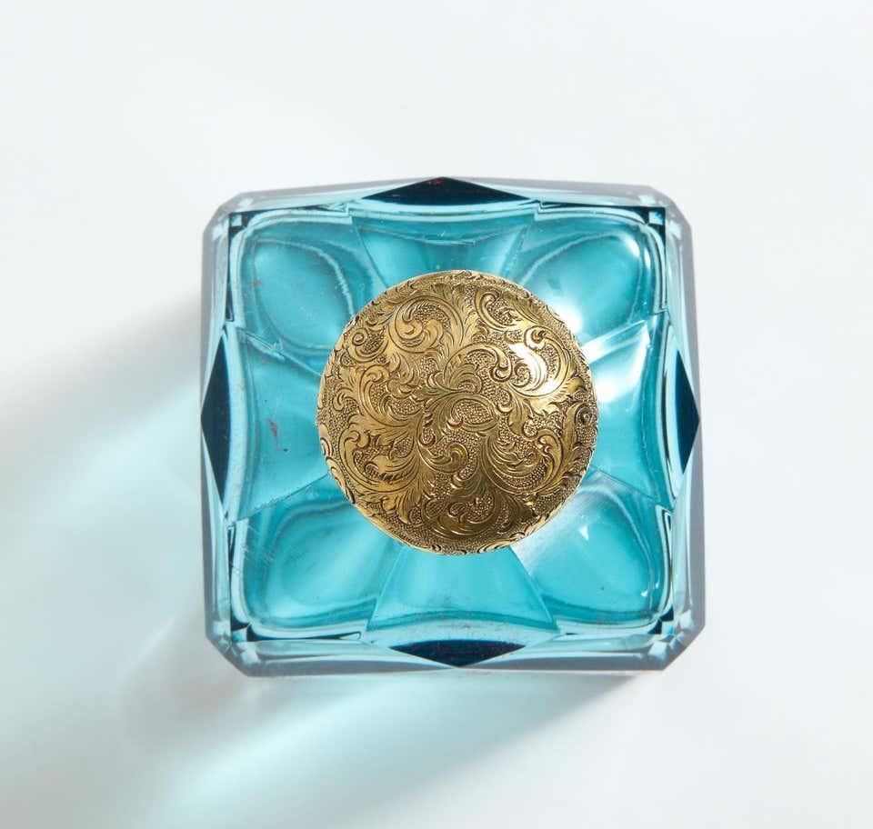 Exquisite Quality Napoleon III Engraved Ormolu and Malachite Perfume Bottle Box 12