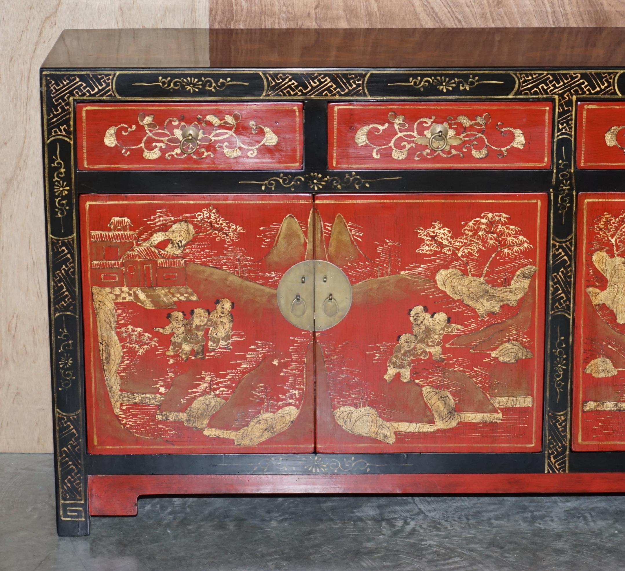 Chinese Exquisite Quality Oriental Vintage Hand Painted & Lacquered Sideboard Drawers