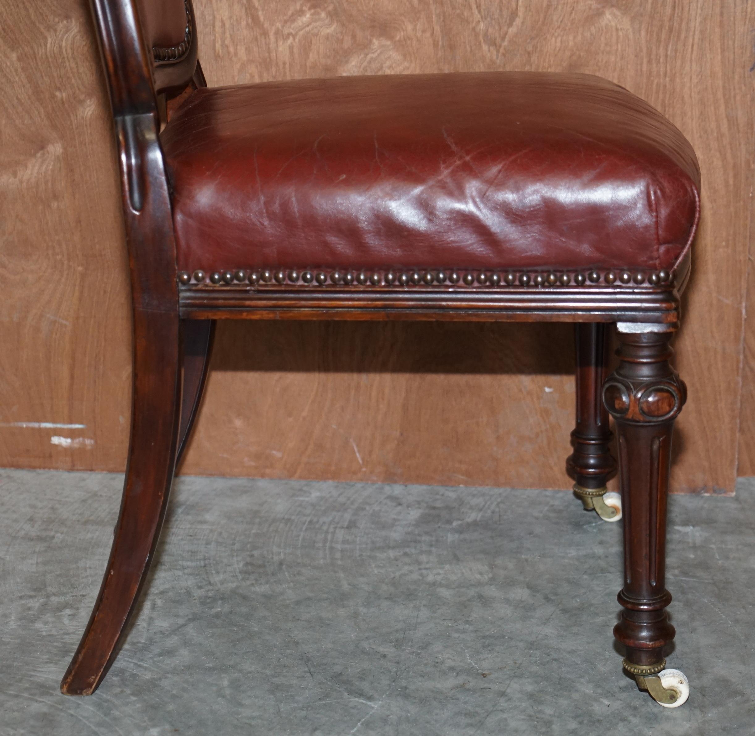 Exquisite Quality Victorian 1860 Hardwood & Leather Dining Chairs After Gillows For Sale 5