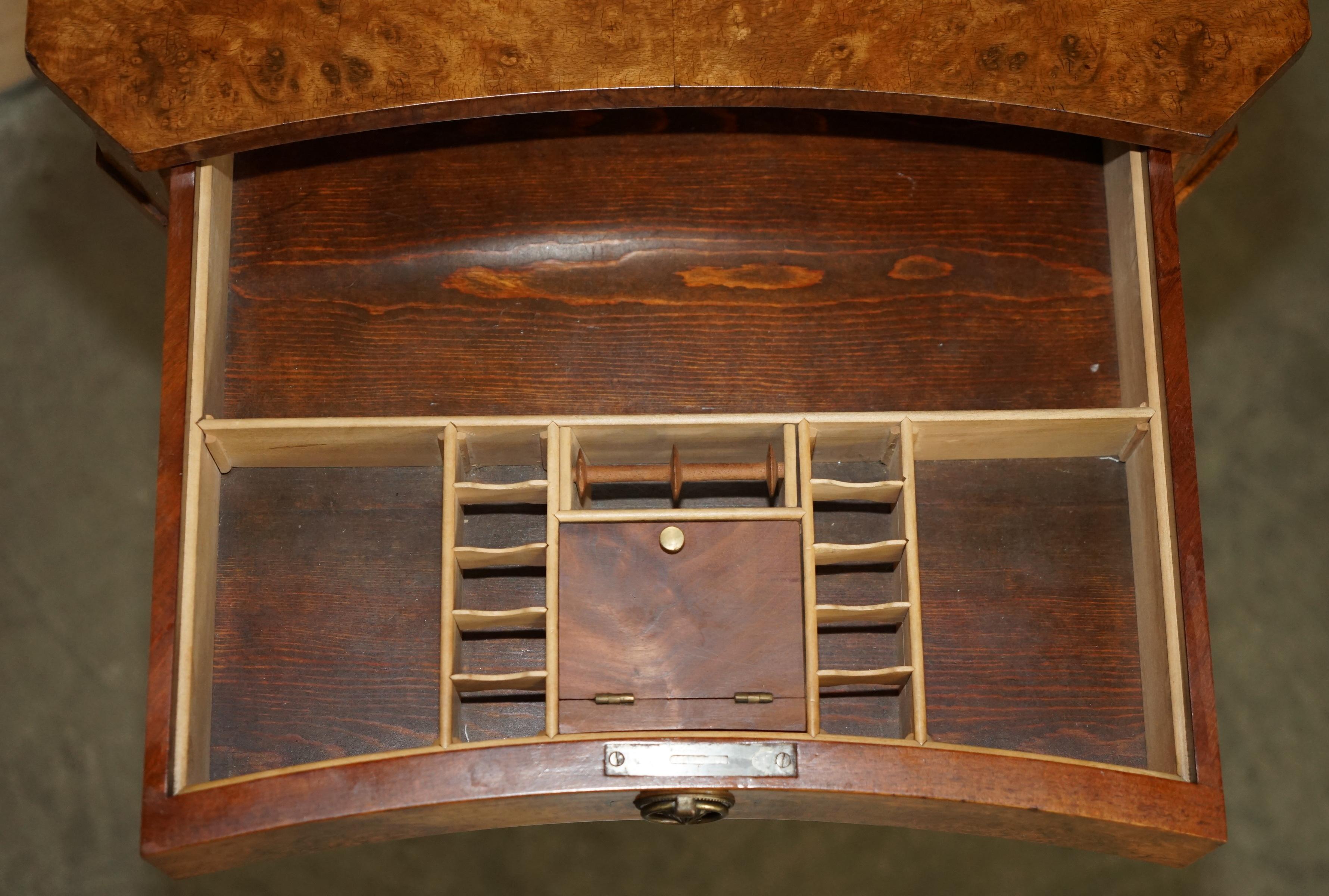 EXQUISITE QUALITY WILLIAM IV CIRCA 1830 BURR WALNUT SiDE END WORK SEWING TABLE For Sale 12