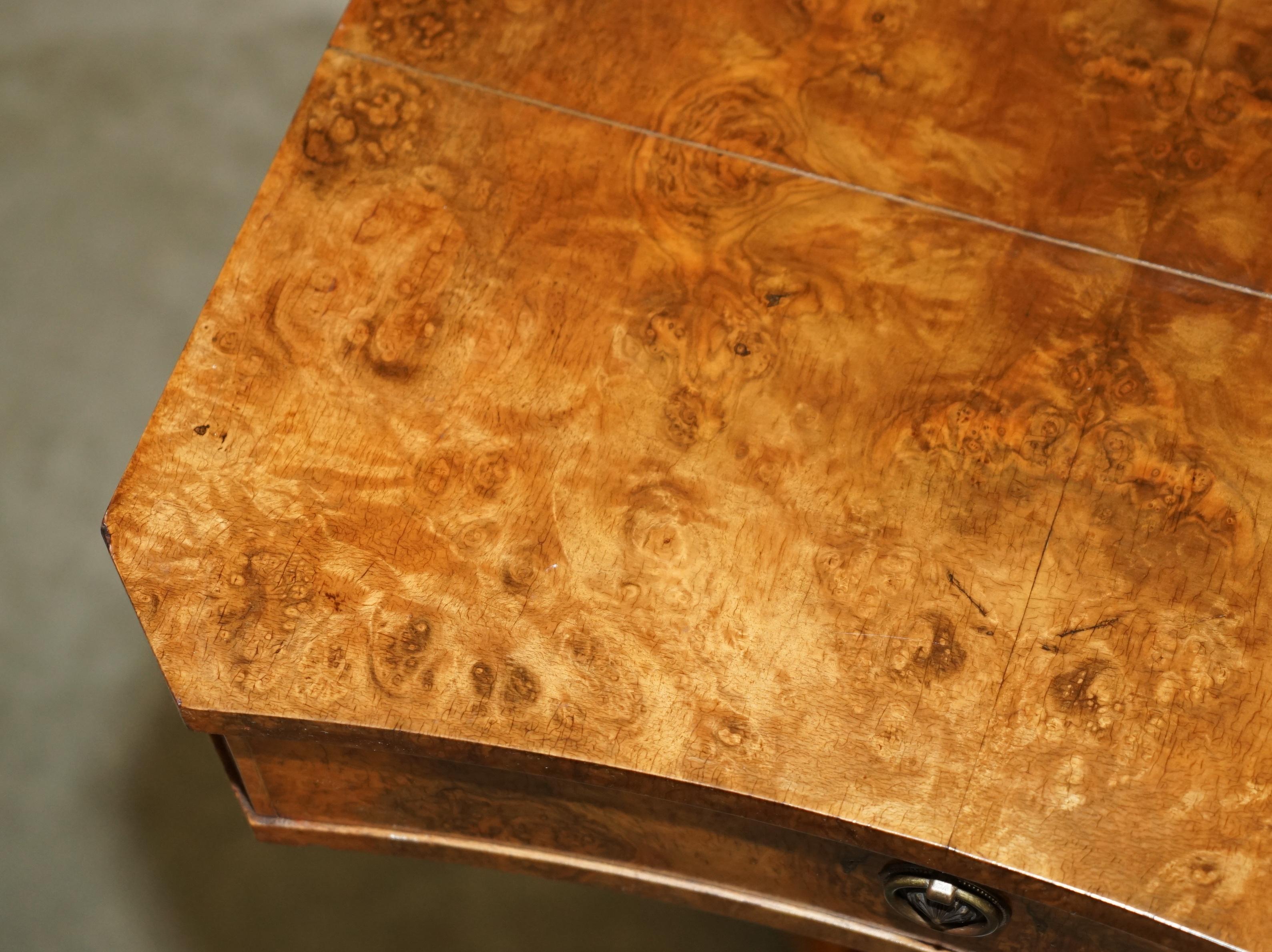Mid-19th Century EXQUISITE QUALITY WILLIAM IV CIRCA 1830 BURR WALNUT SiDE END WORK SEWING TABLE For Sale