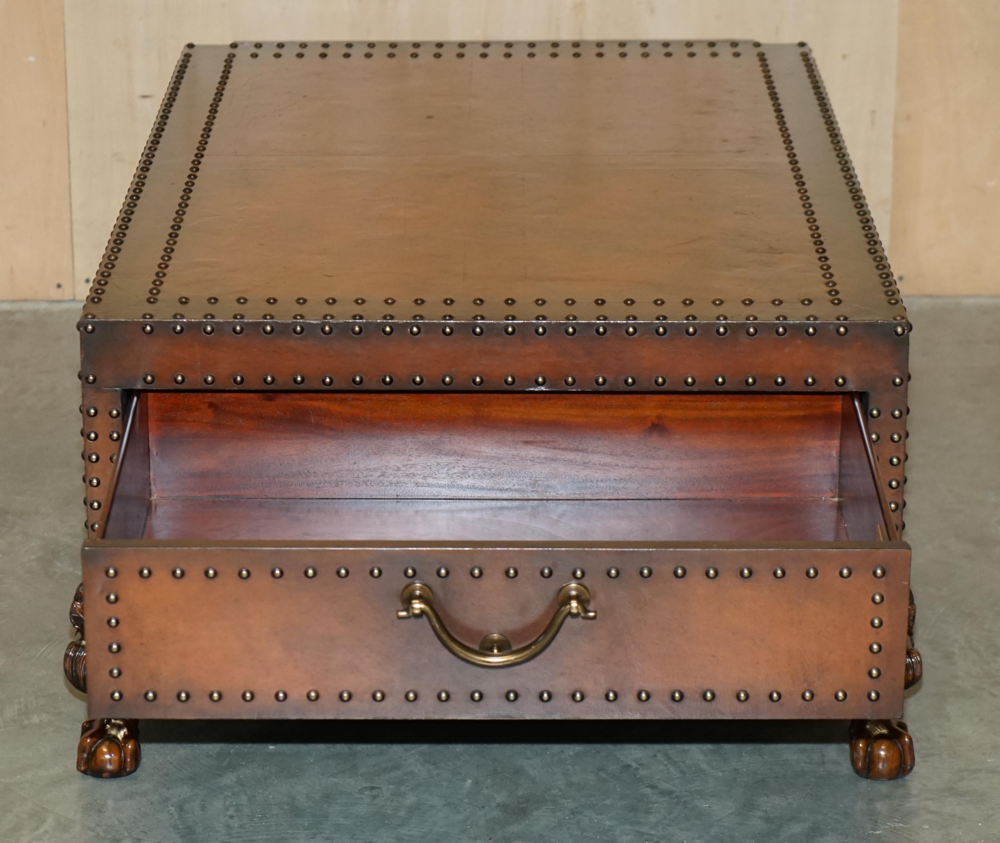 Exquisite Ralph Lauren Large Coffee Table Twin Drawers Carved Claw & Ball Feet For Sale 12