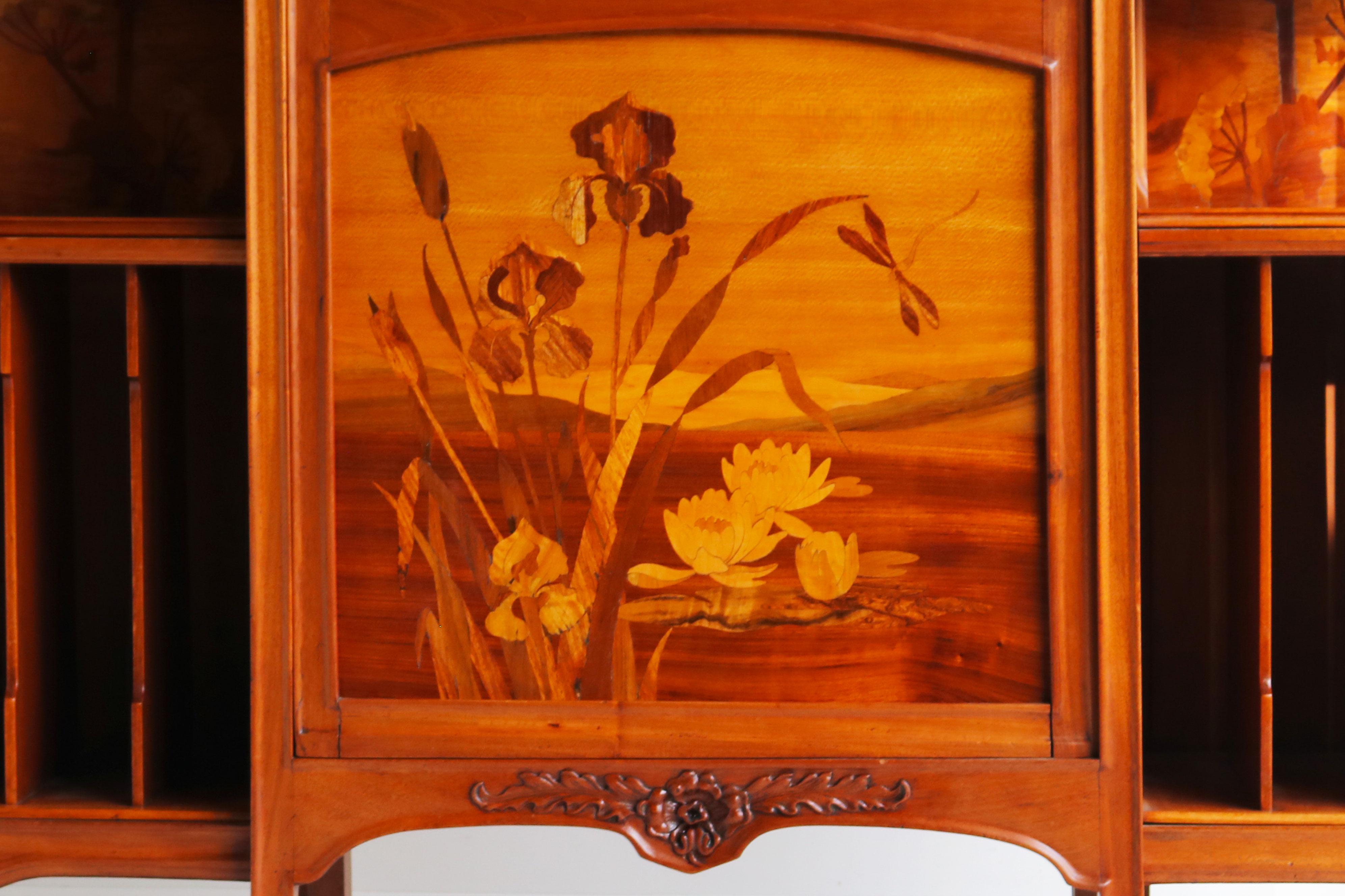 Exquisite seltene, seltene Jugendstil-Vitrinen-/Musikschrank von Emile Galle, Frankreich 1905 im Angebot 4