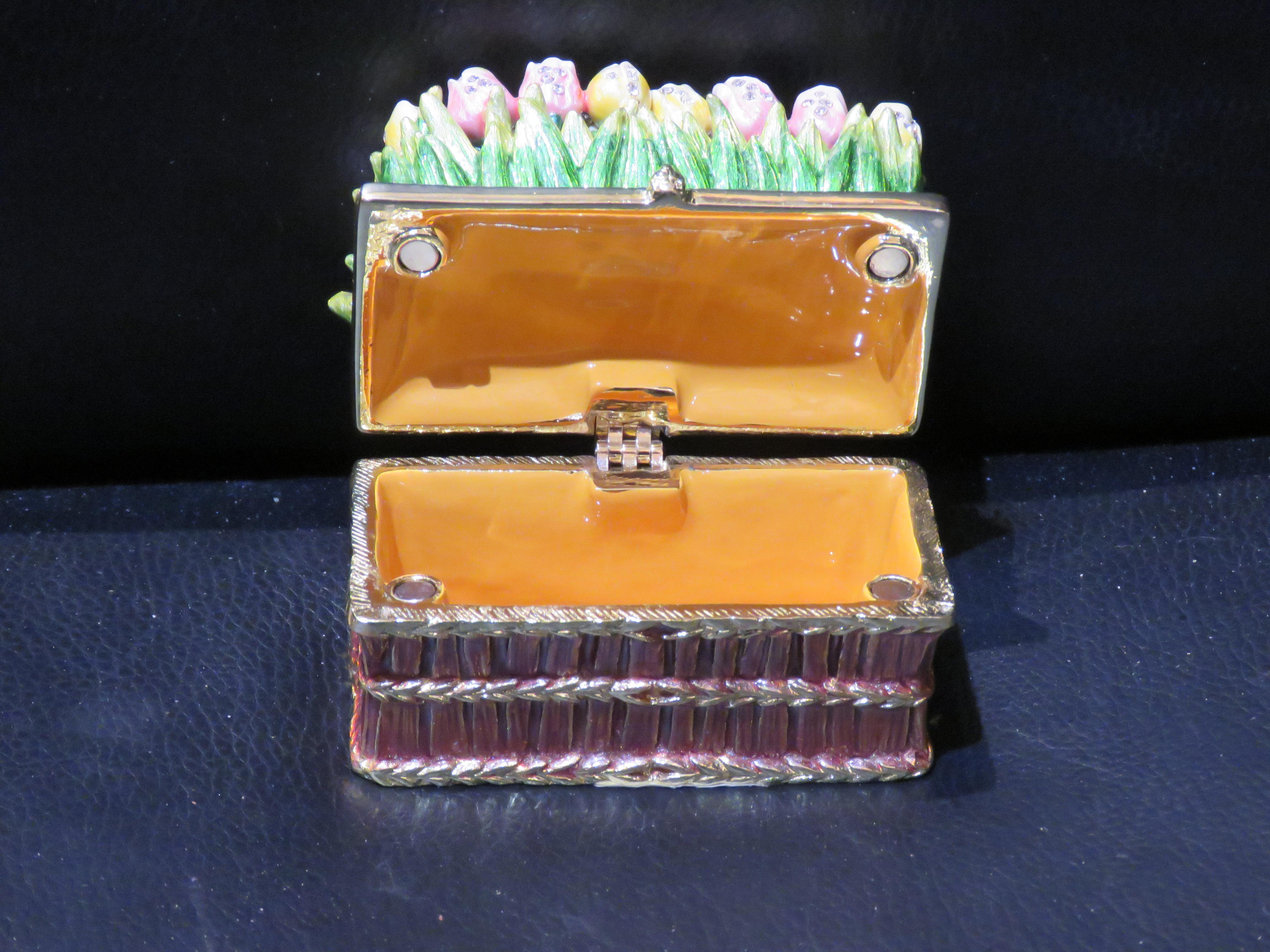 French Exquisite Rare AUSTRIAN CRYSTAL Detailed Large Tulip and Poppy Jewelry Box For Sale
