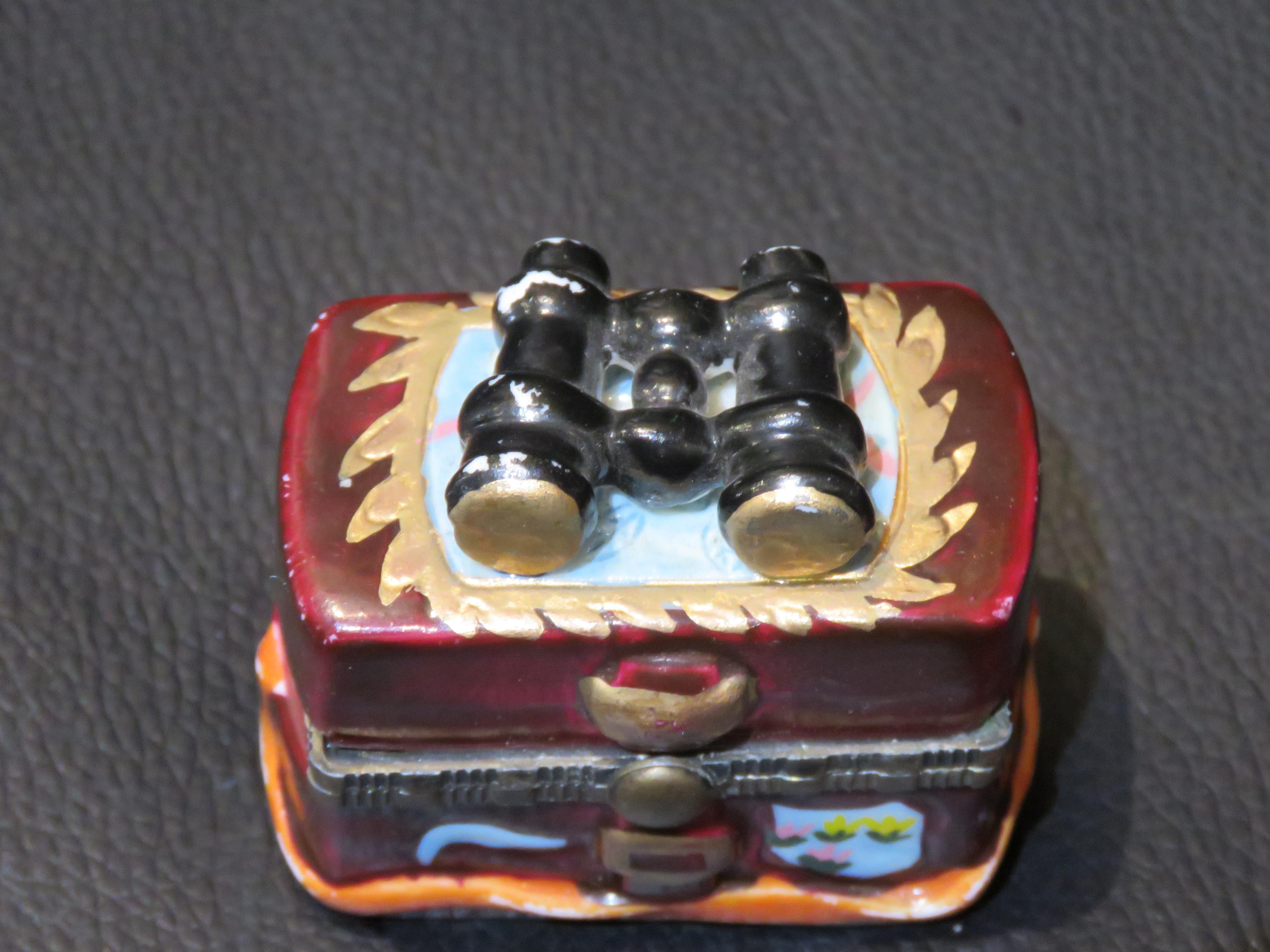 Exquisite, seltene, detaillierte, seltene, französische Binoculars-Schmuckkästchen im Limoges-Stil (Französisch) im Angebot