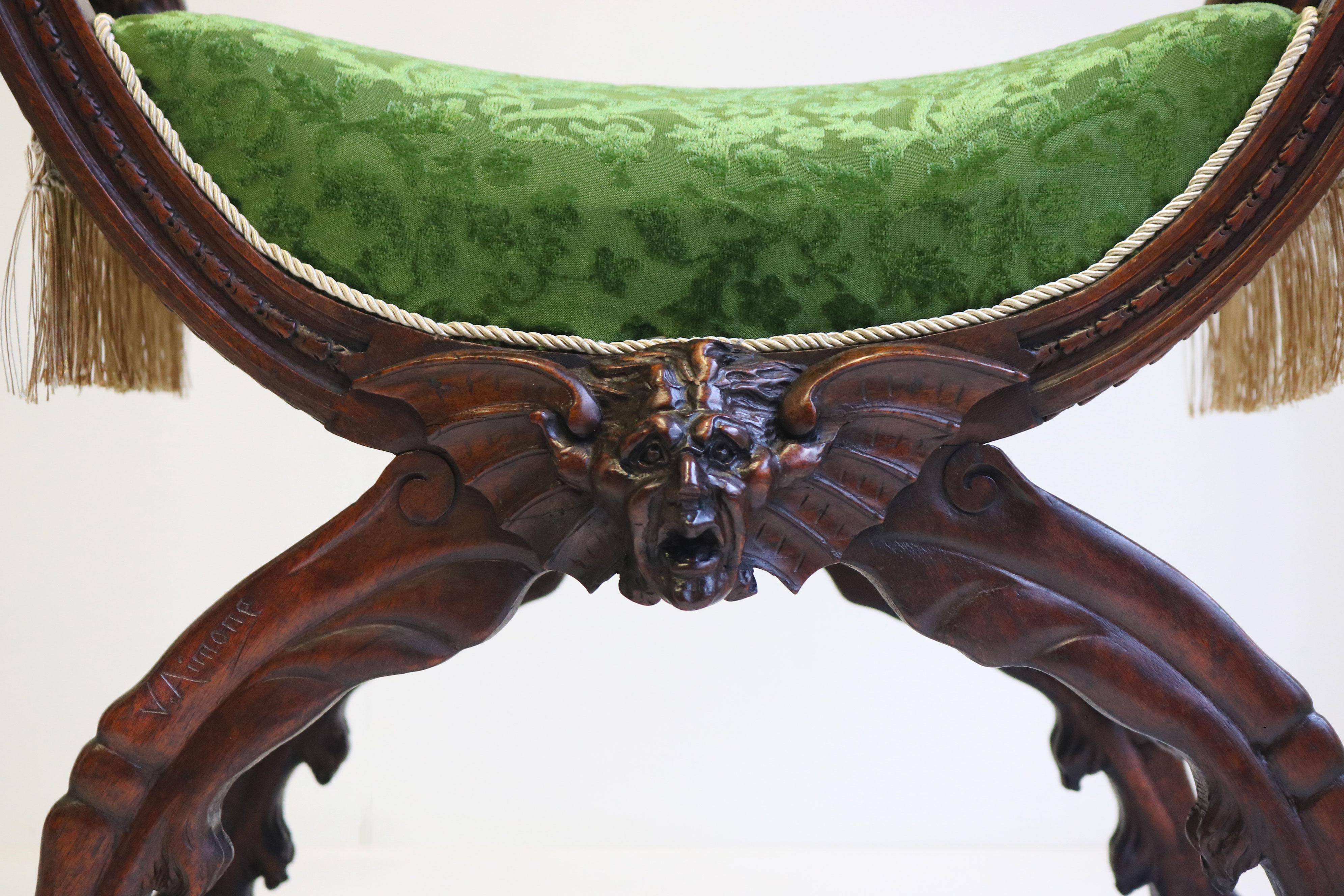 Rare paire de tabourets néo-gothiques par Victor Oak Oak 19ème siècle têtes de lion en chêne en vente 3
