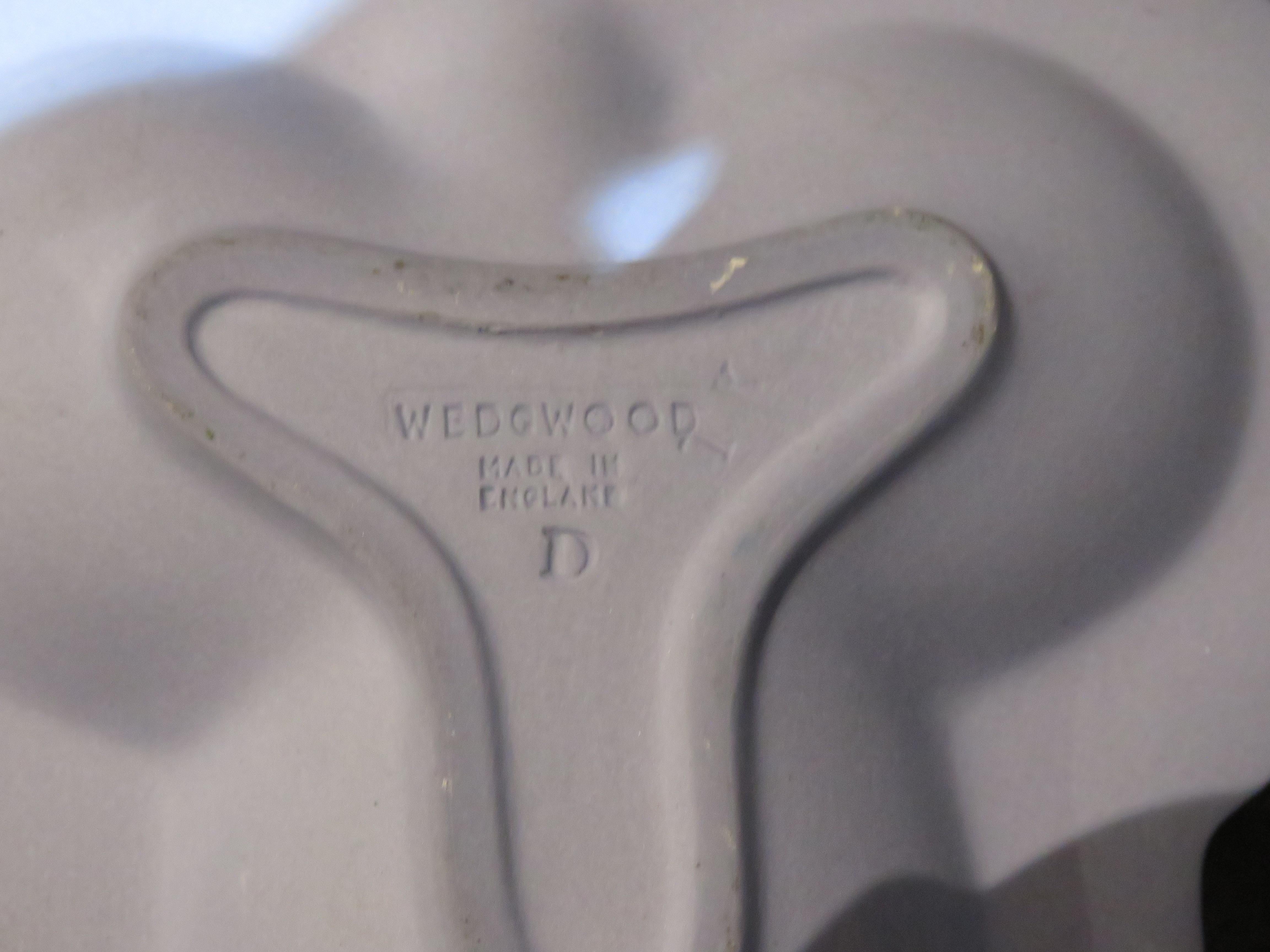 Exquisite Rare Wedgwood England Drei Grazien Türkis Sektionale Platte im Zustand „Gut“ im Angebot in New York, NY