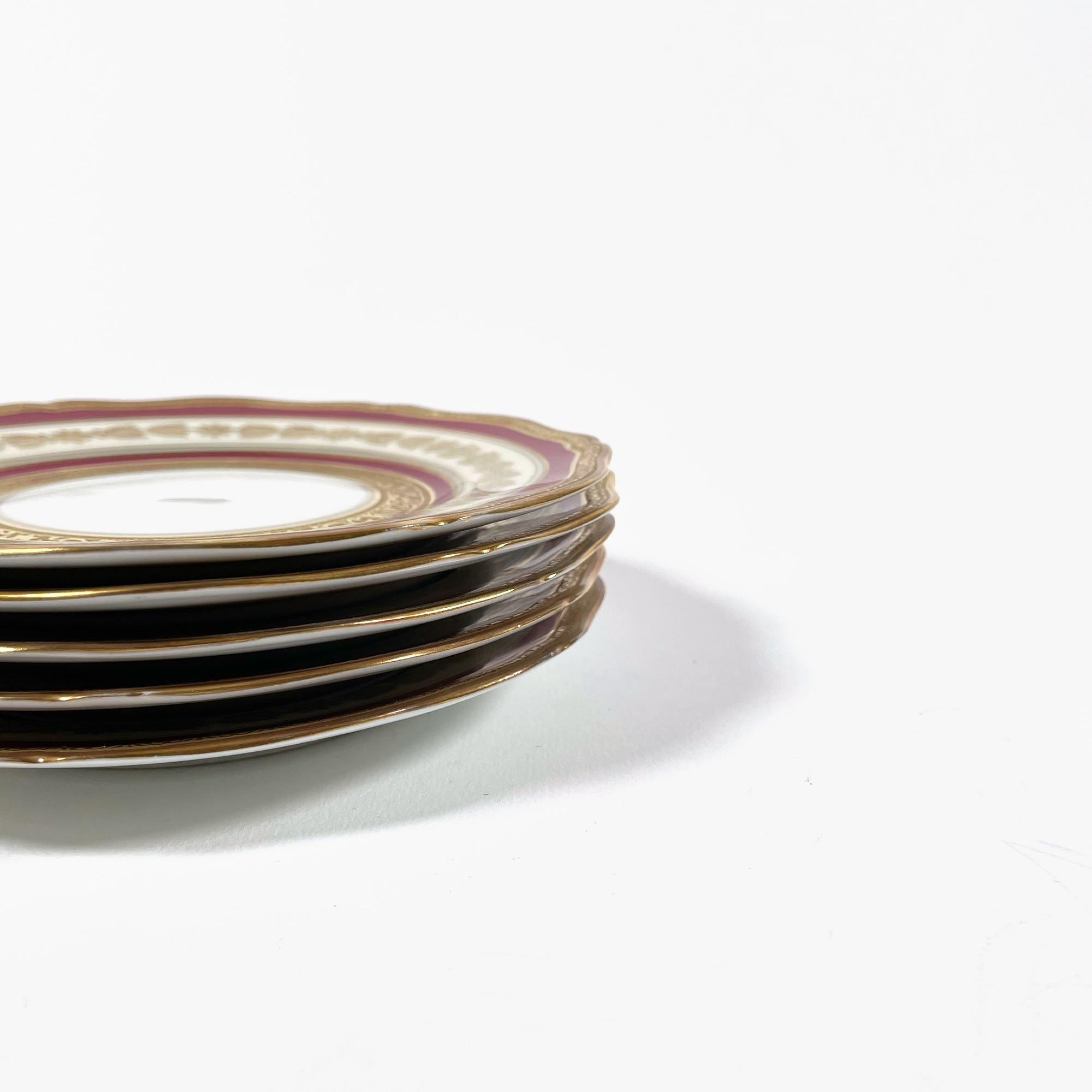 Exquis service de vaisselle Raynaud & Co de Limoges en porcelaine peinte à la main Bon état - En vente à PARIS, FR