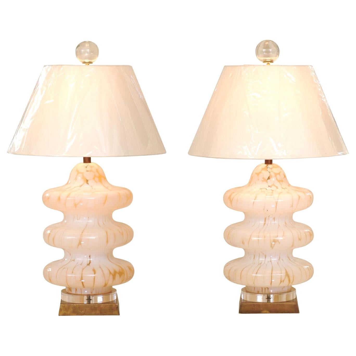 Exquisite Restored Amber Accent Blown Glass Pagoda Murano Lamps by Mazzega For Sale