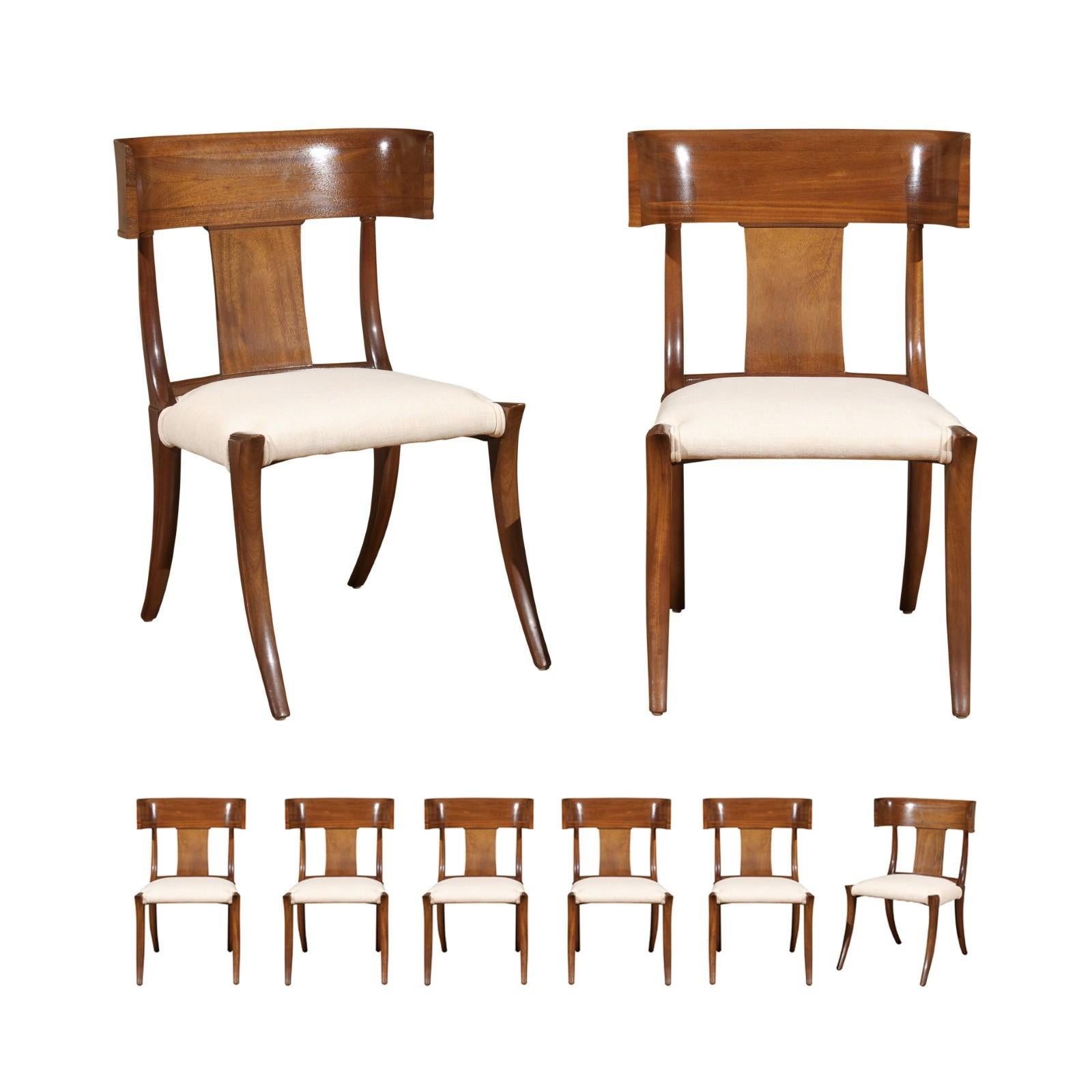 Exquisito conjunto restaurado de 8 sillas Klismos vintage de nogal de Stewart MacDougall en venta 5