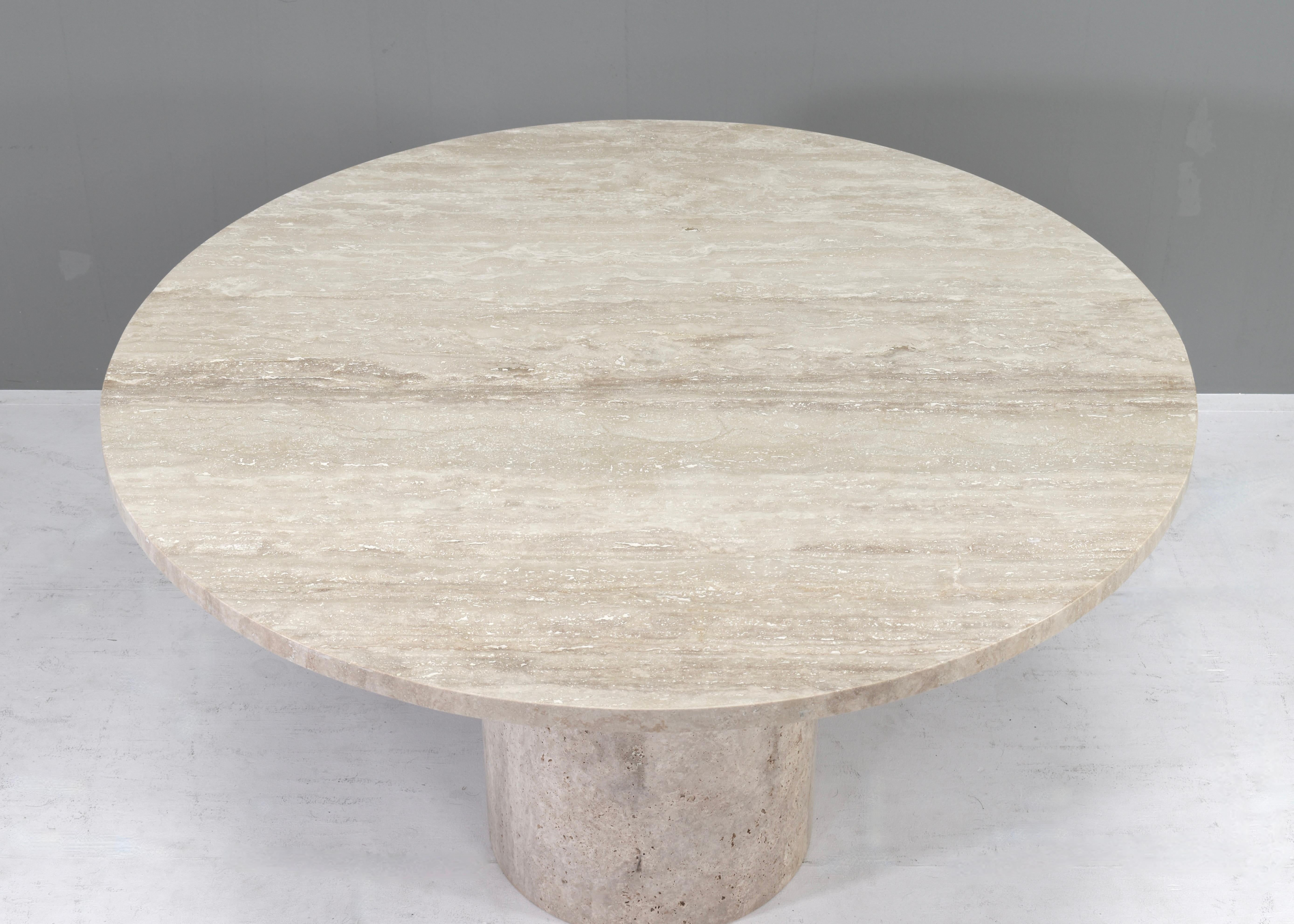 Exquisite Round Travertine Dining Table in the manor of Up& Up and Mangiarotti 4