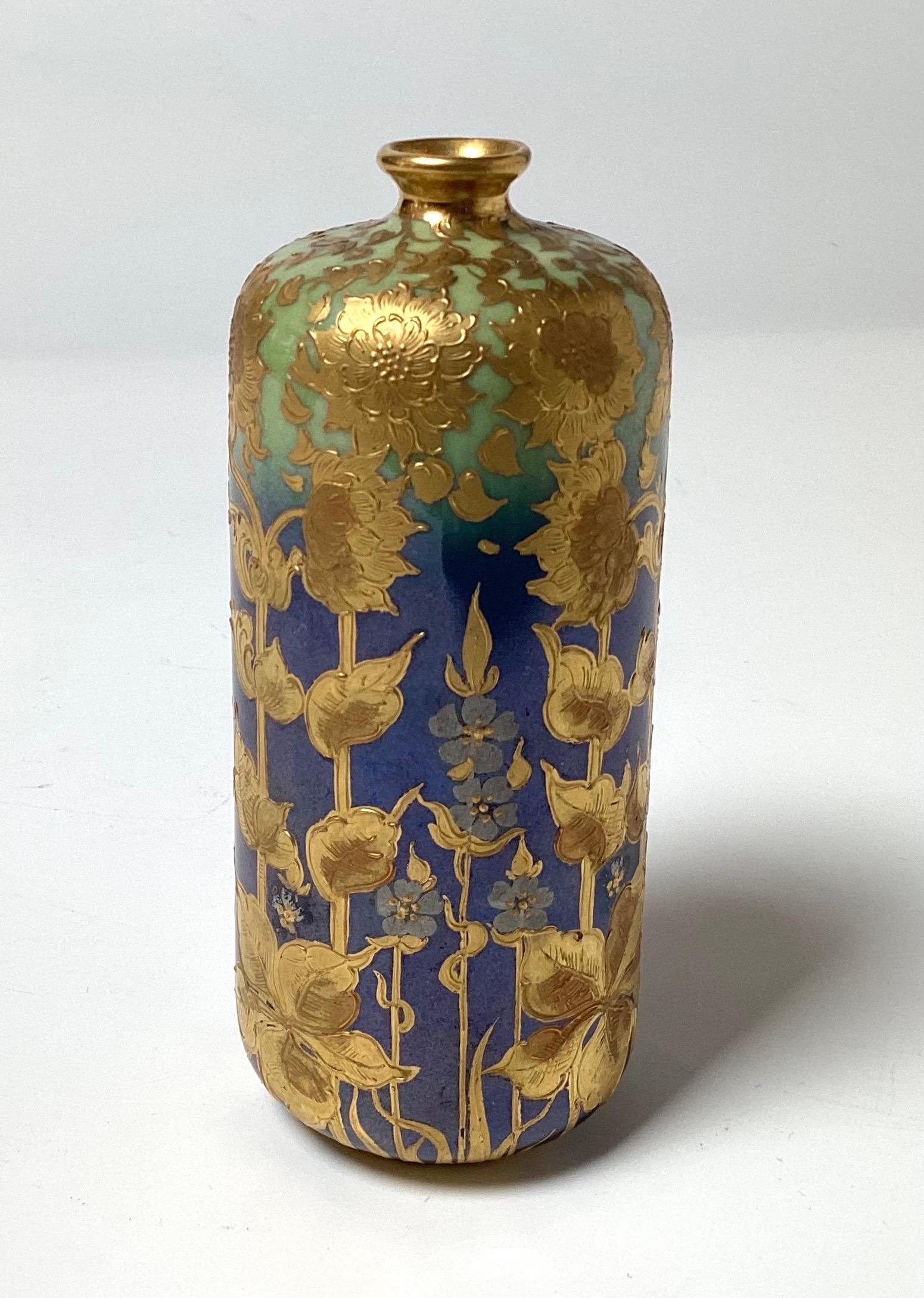Peint à la main Magnifique vase de cabinet royal de Vienne de la reine Louise, vers 1900 en vente