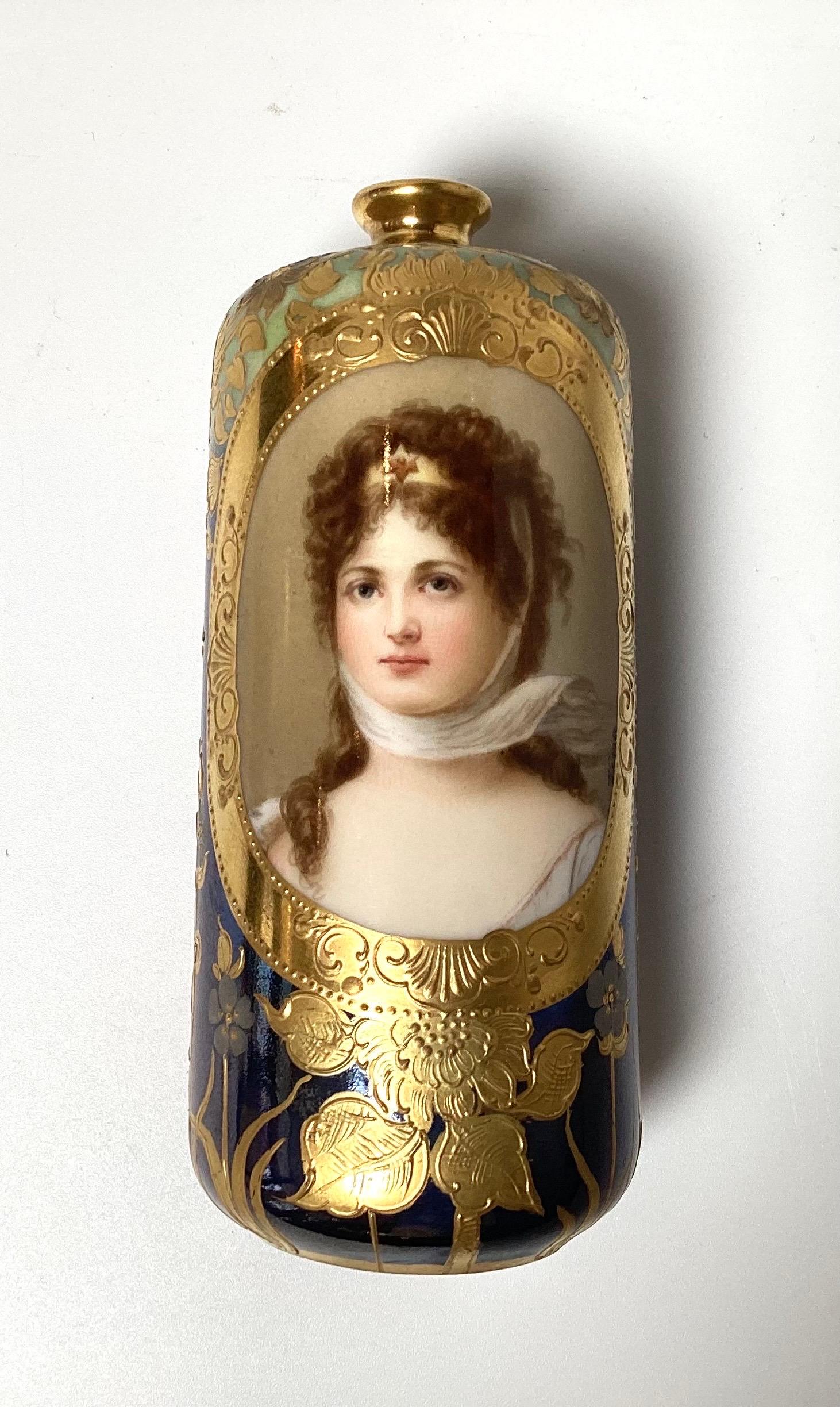 Early 20th Century Exquisite Royal Vienna Cabinet Vase of Queen Louise, Circa 1900 For Sale