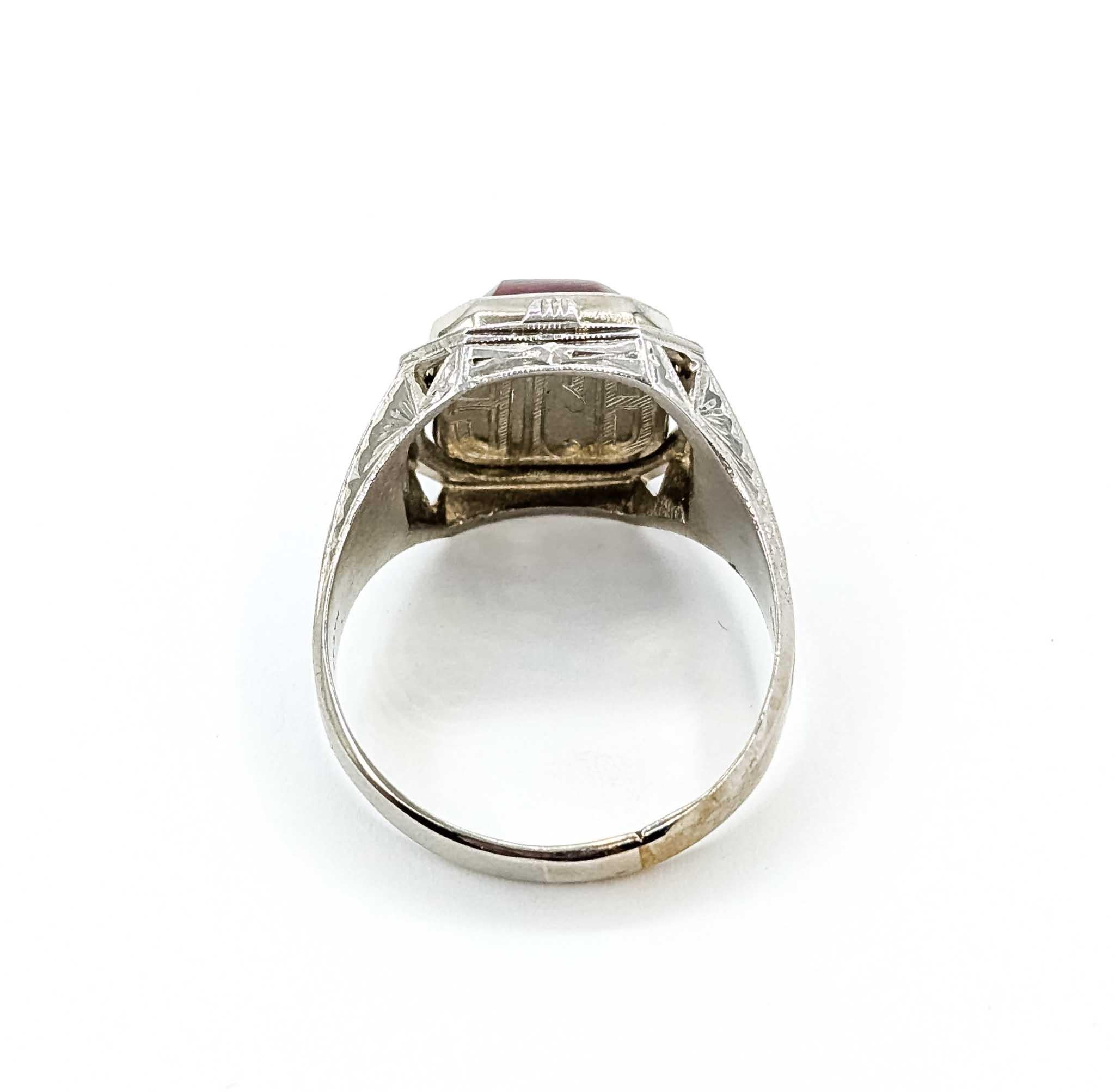 Exquisite Ruby Cabochon and White Gold Ring For Sale 2