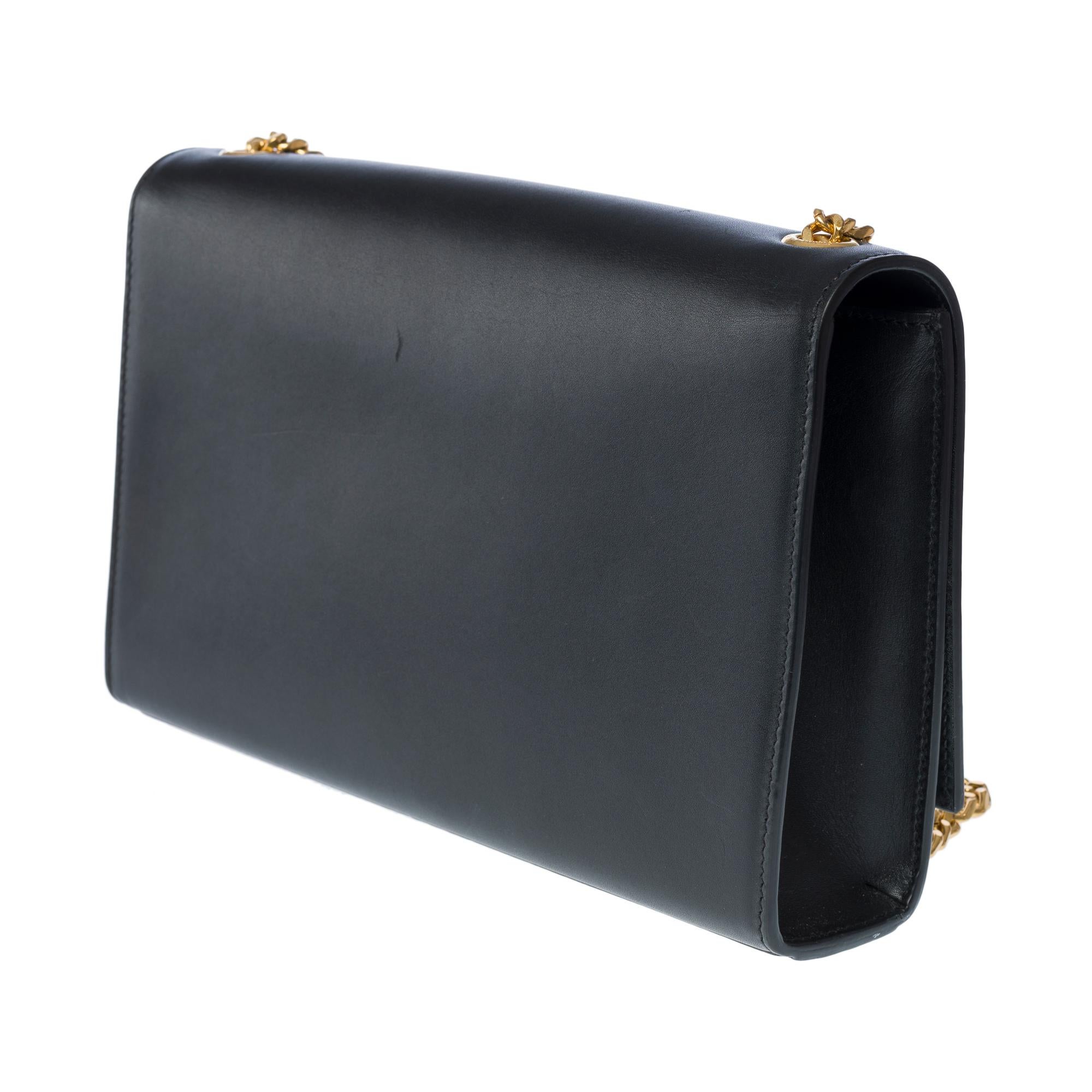 Women's or Men's Exquisite Saint Laurent Kate shoulder bag in black leather, GHW