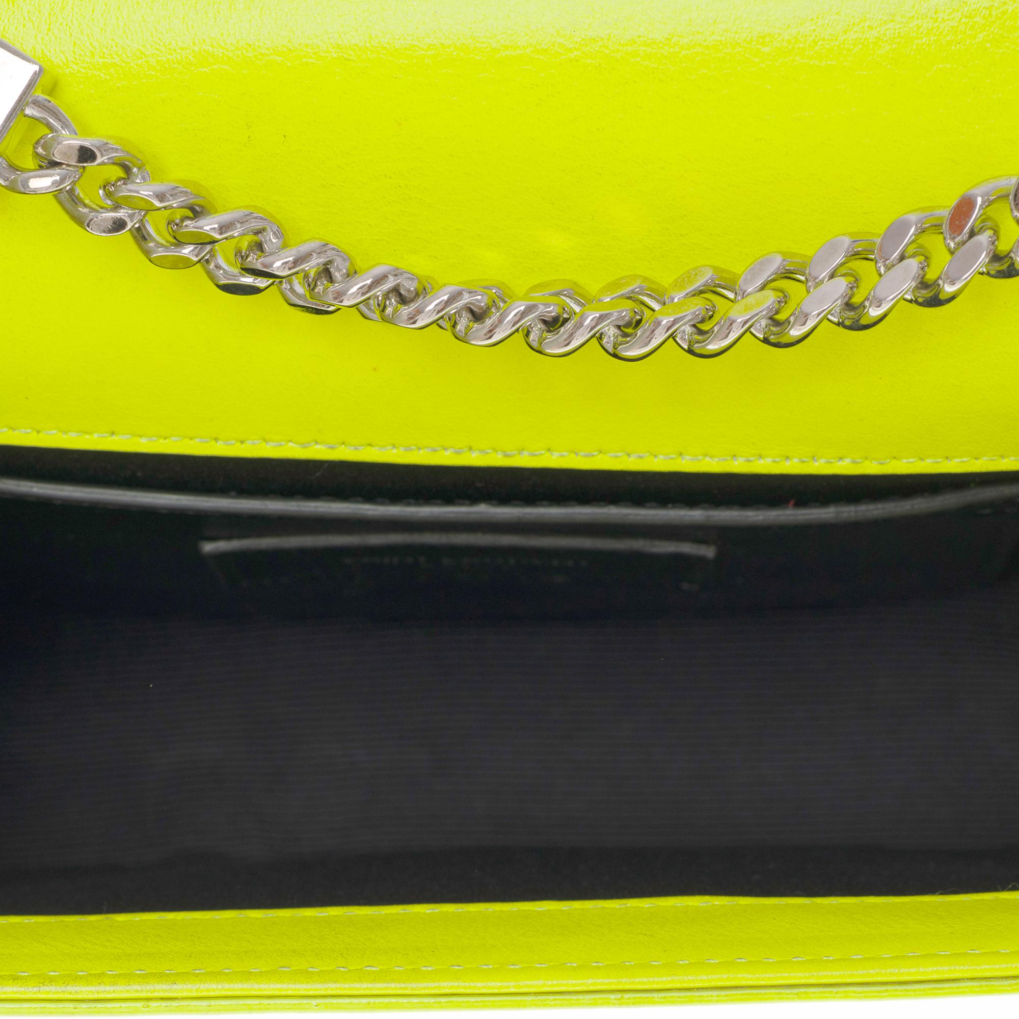 Exquisite Saint Laurent Kate shoulder bag in neon yellow leather, SHW In Good Condition In Paris, IDF