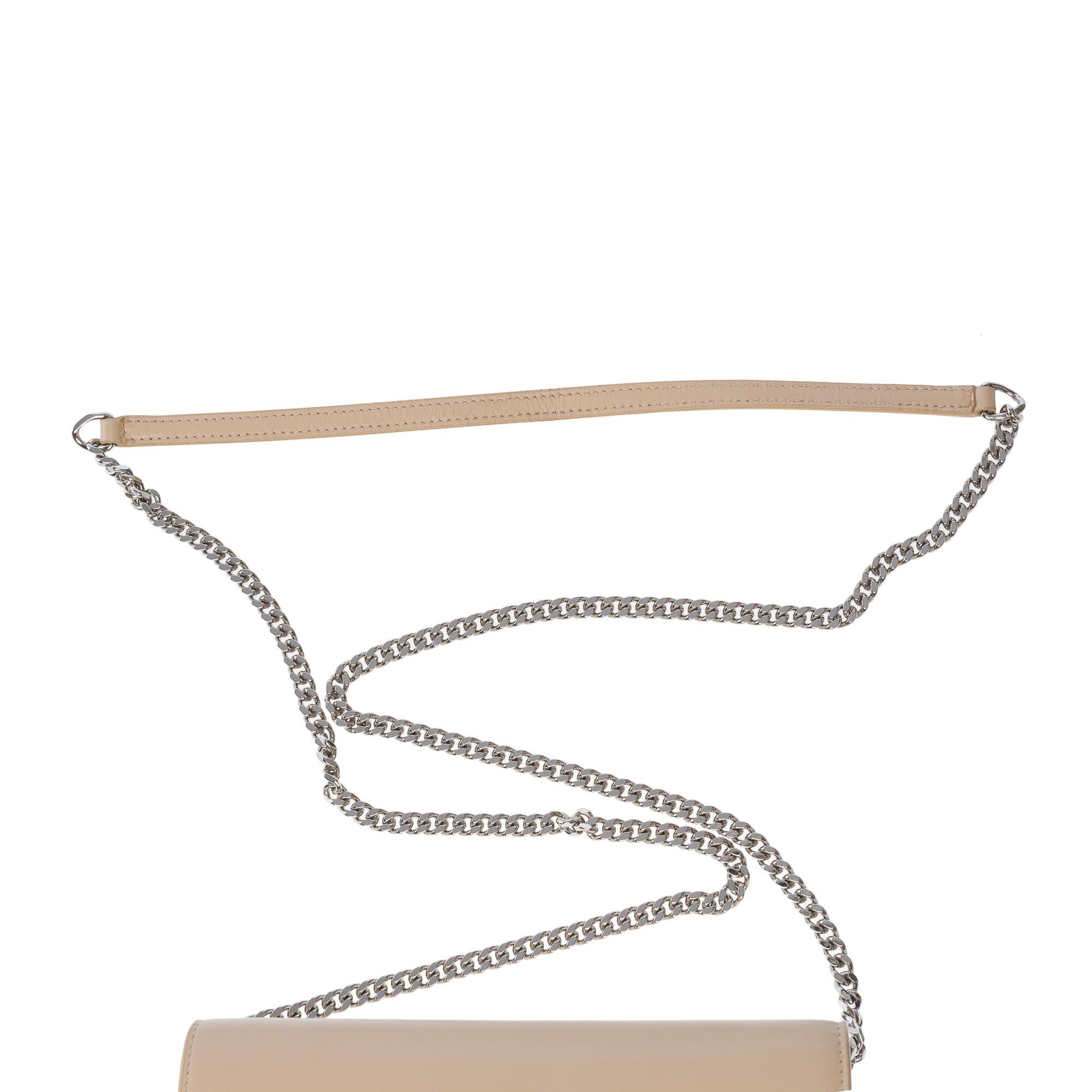 Exquisite Saint Laurent Kate Tassel shoulder bag in beige leather, PHW For Sale 4