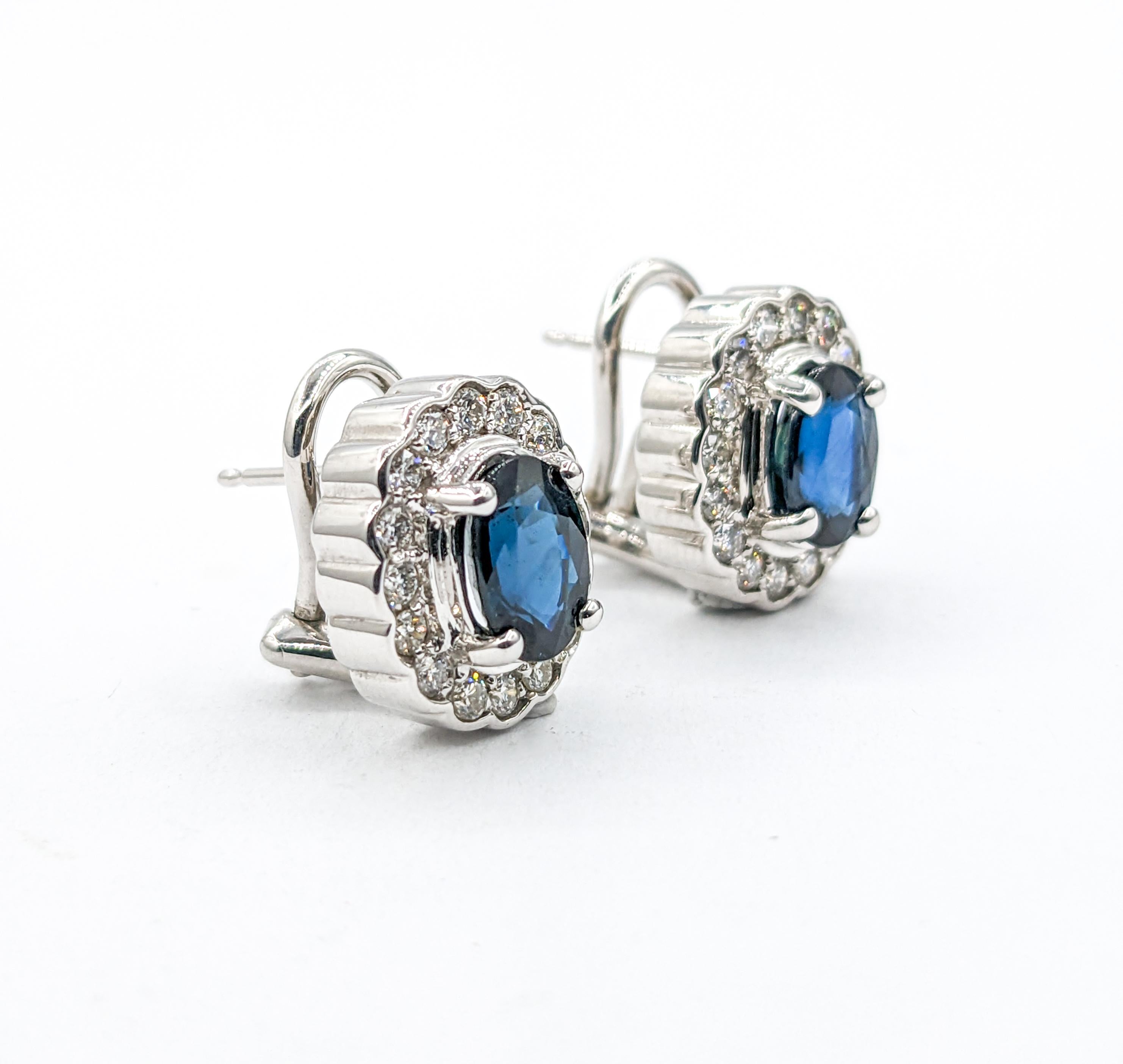 Oval Cut Exquisite Sapphire and White Diamond Earrings In White Gold For Sale