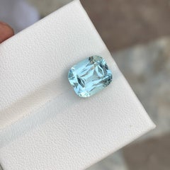 Exquisite Sea Blue Step Cushion Cut Aquamarine 5.45 Carats Gemstone Ring Jewelry