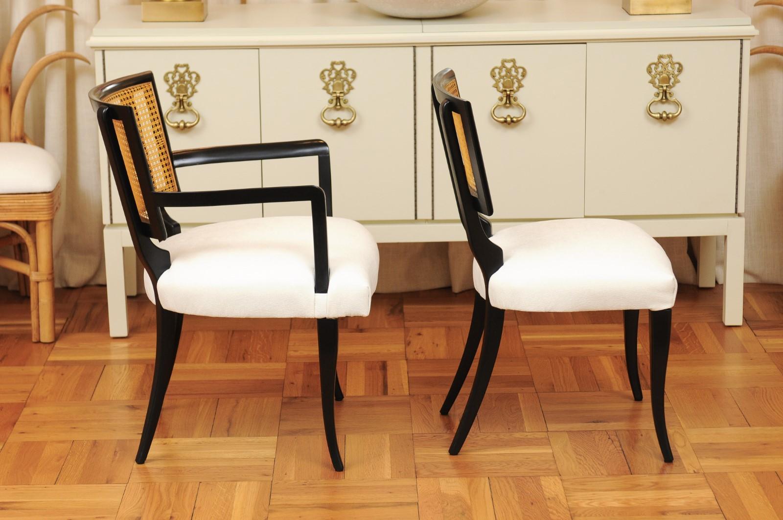 Magnifique ensemble de 10 chaises de salle à manger Klismos en rotin dans le style de Billy Haines en vente 1