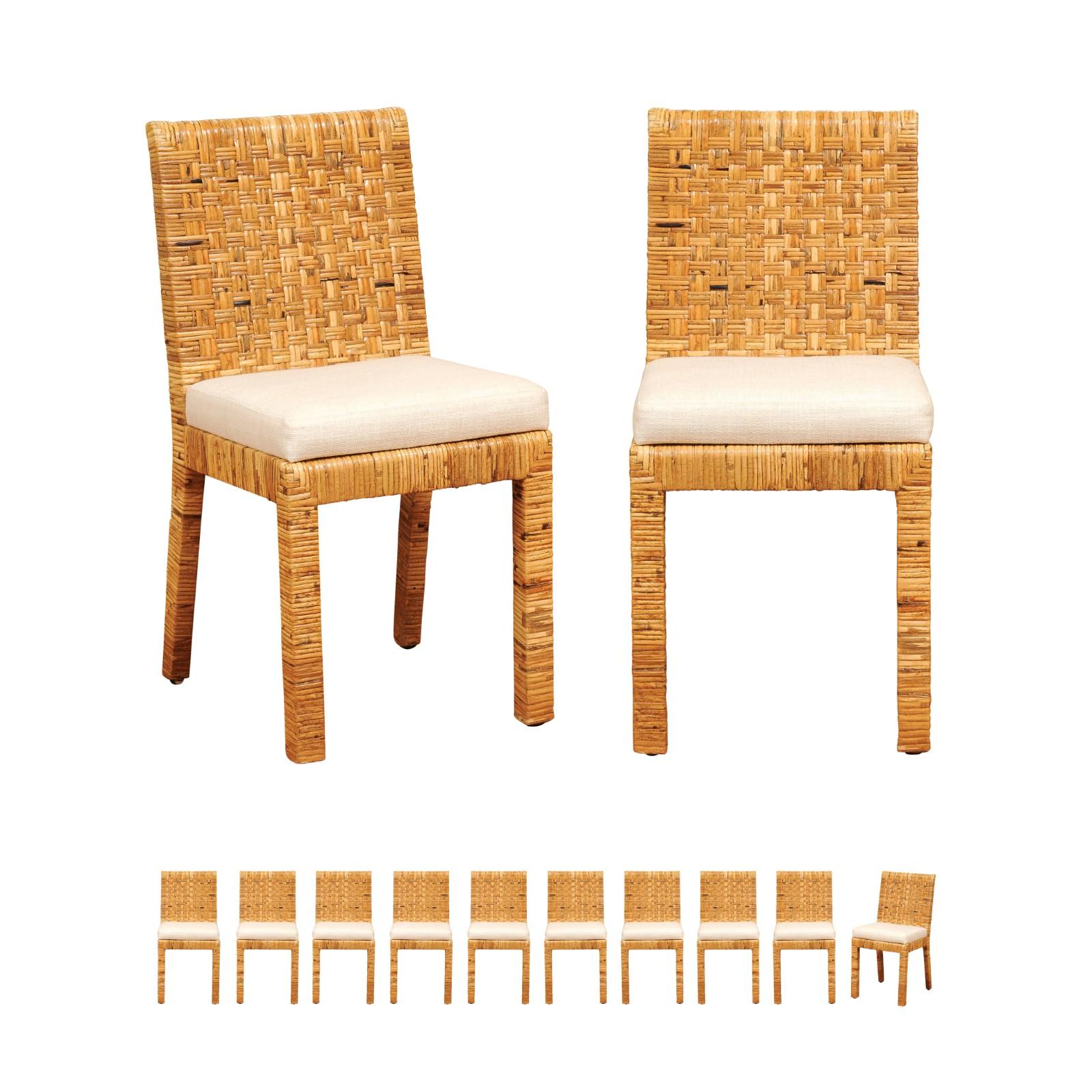 Squisito set di 12 sedie da pranzo in canna intrecciata di Danny Ho Fong, 1975 ca. in vendita 12