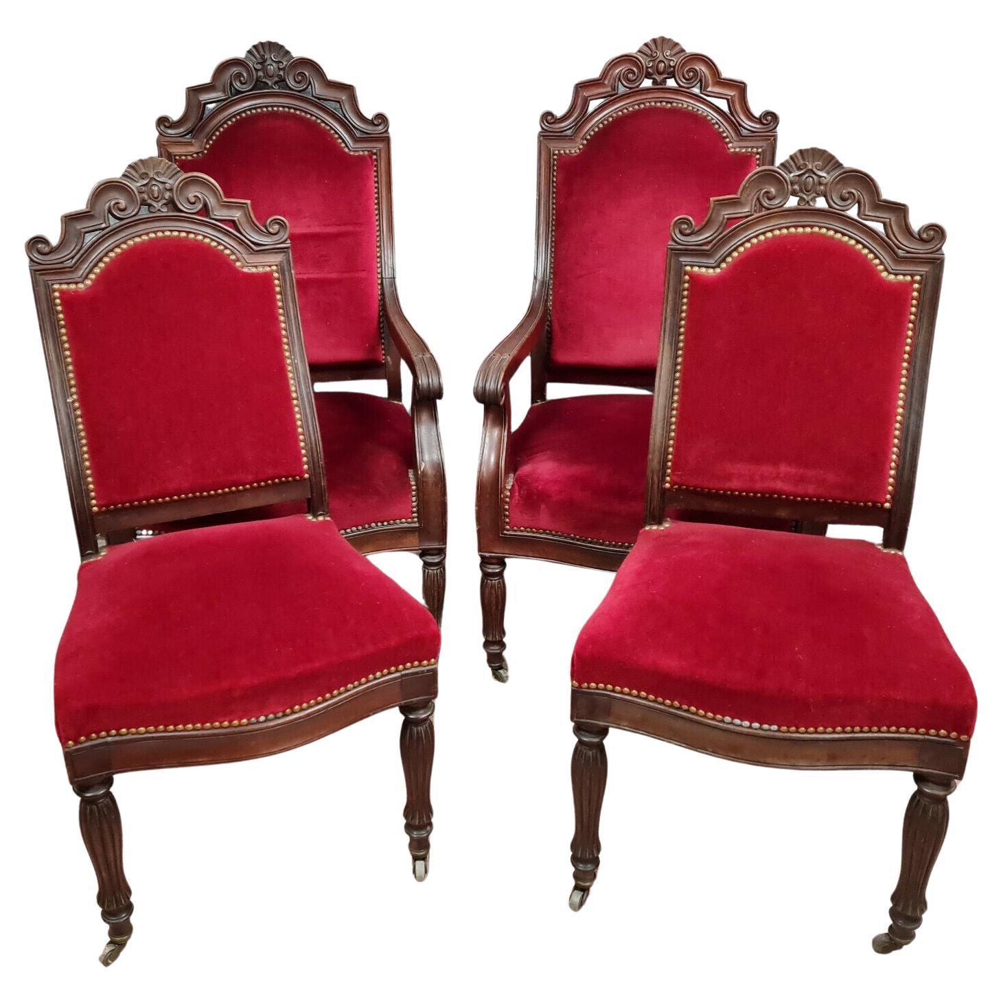 Ensemble exquis de 4 chaises en acajou de l'époque de la Restauration, vers 1820 -1X32 en vente