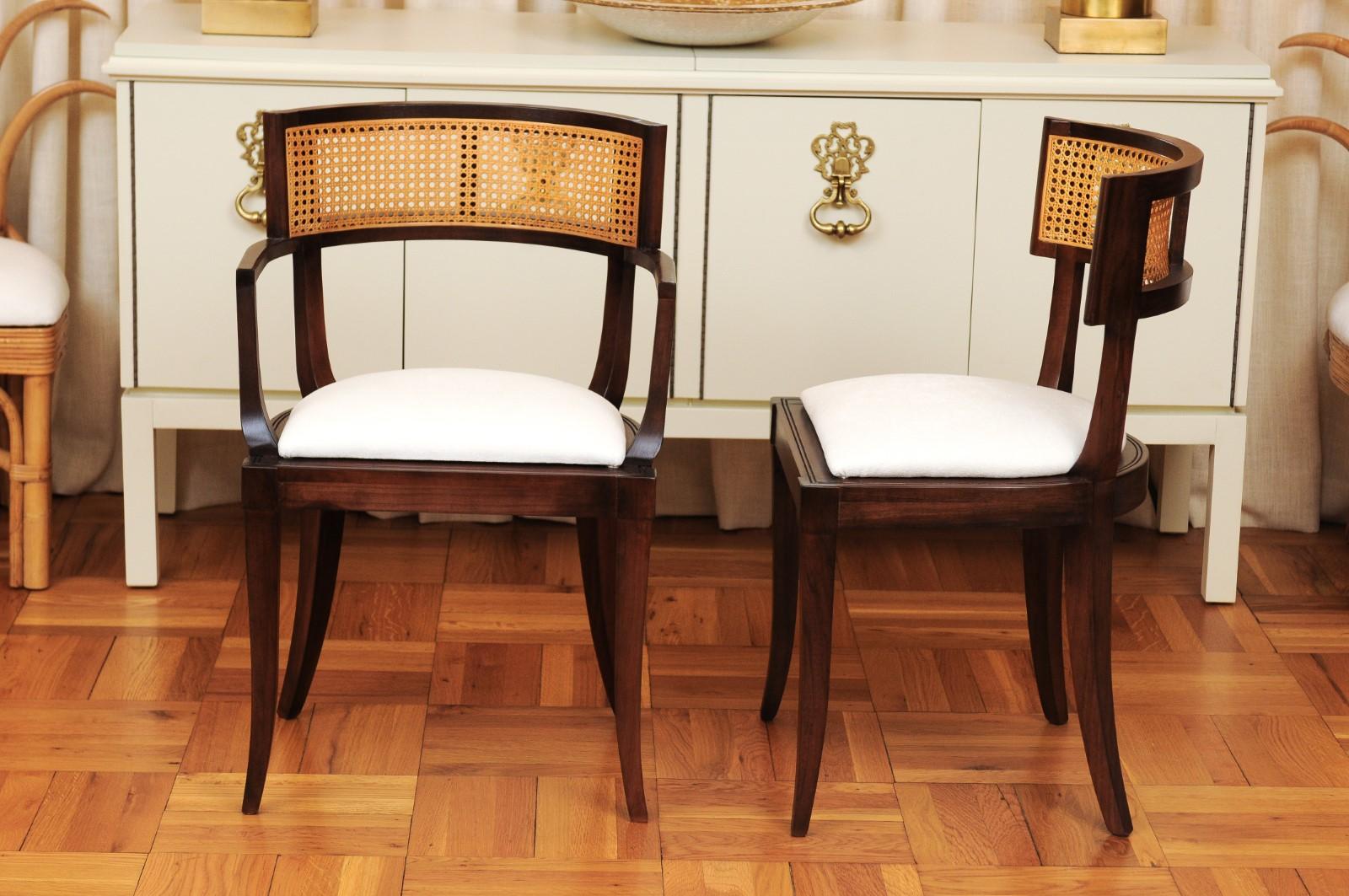 Magnifique ensemble de huit 8 chaises de salle à manger en rotin Klismos de Baker, vers 1958 en vente 6