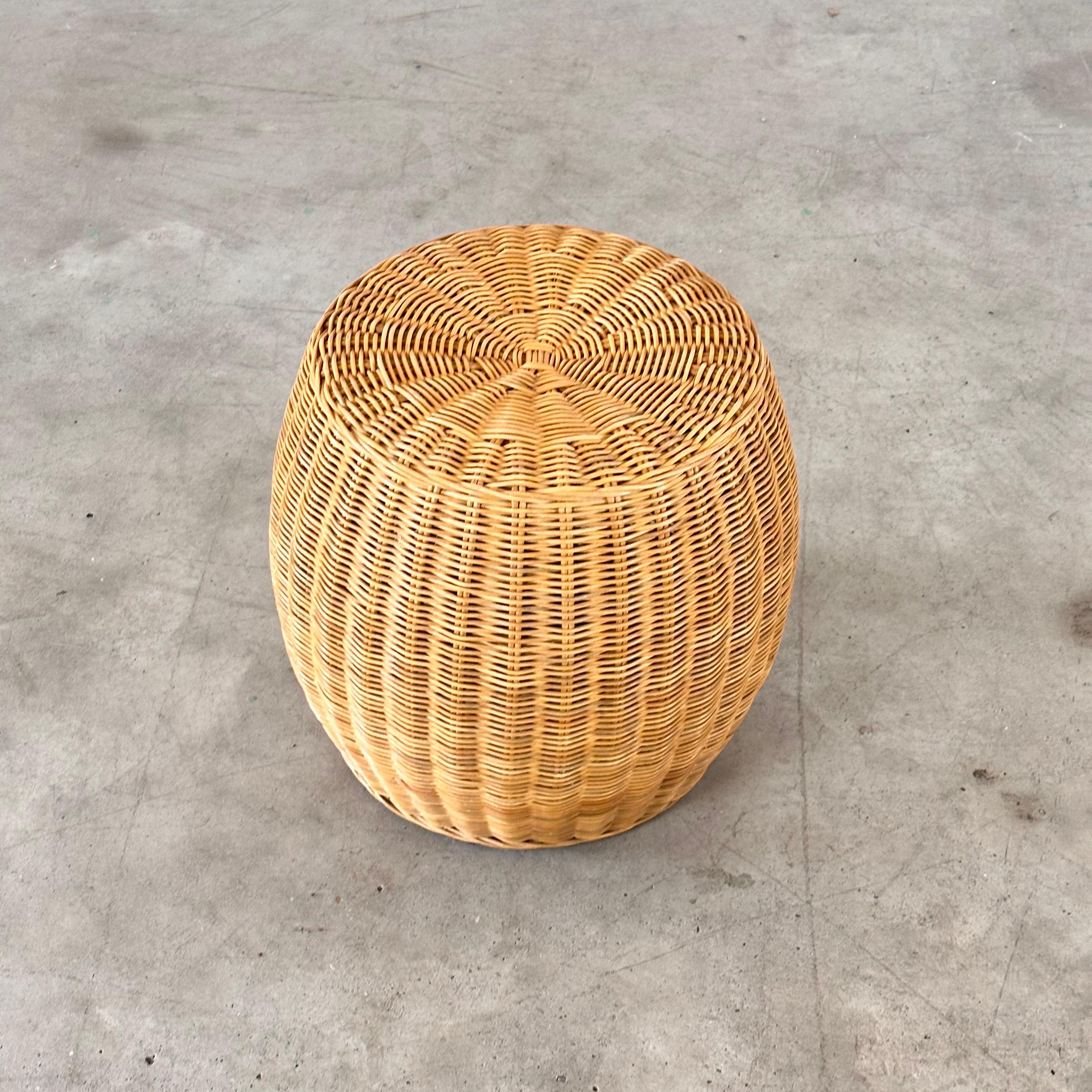 Mid-Century Modern Exquisite Set of Three Wicker Ottoman Poufs, Italy, 1980s For Sale