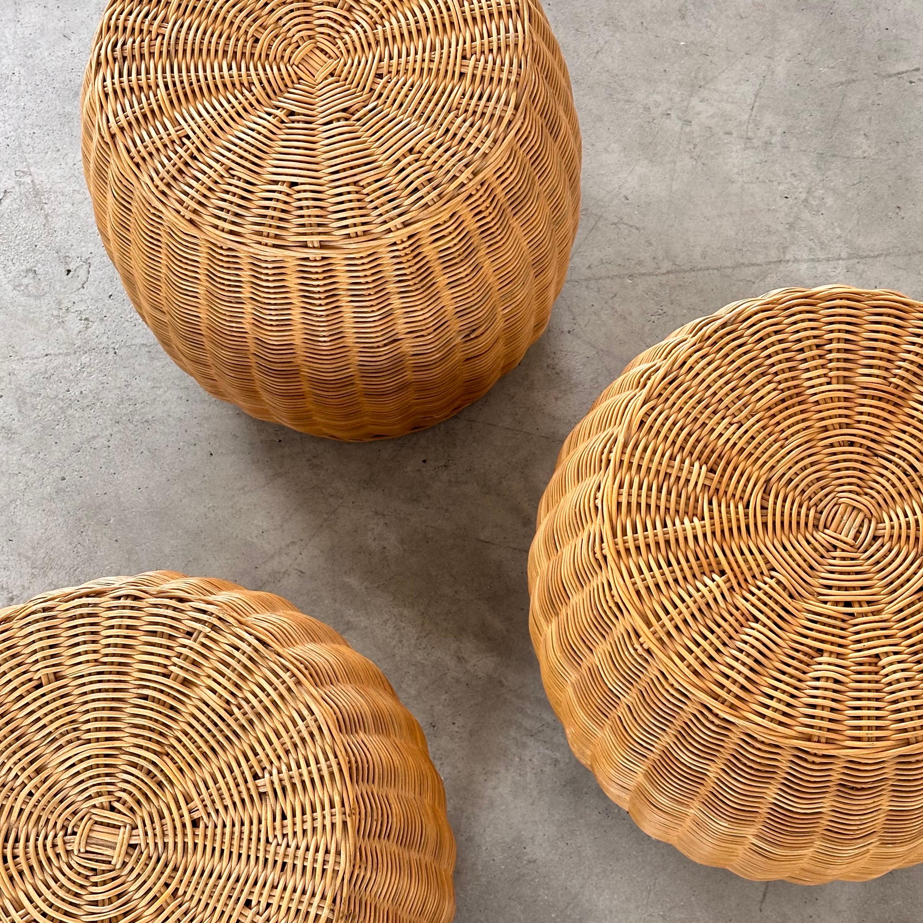 Exquisite Set of Three Wicker Ottoman Poufs, Italy, 1980s For Sale 1